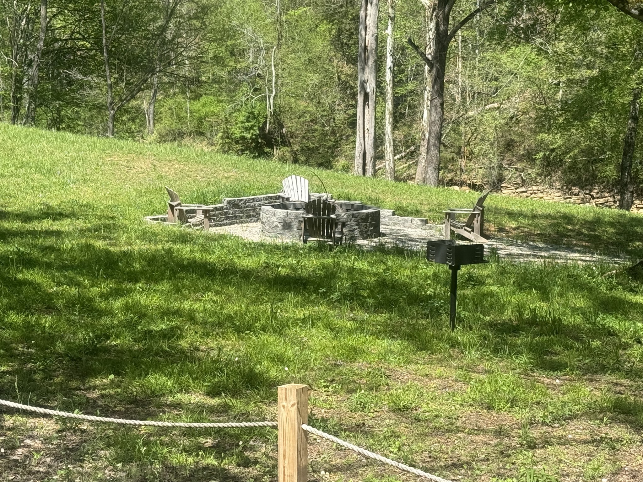 2 Hidden River Rd Property Photo 6