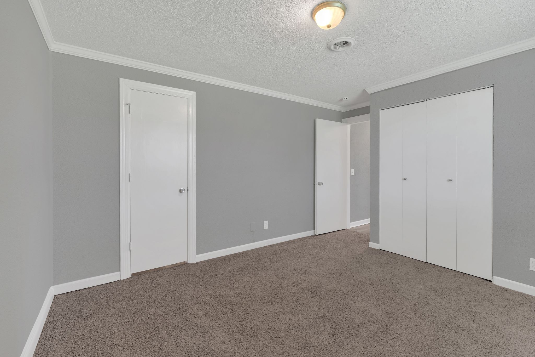 3883 Lunn Dr Property Photo 9