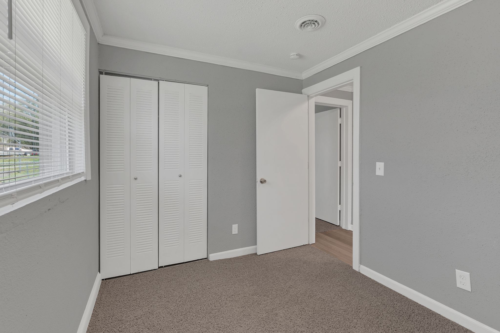 3883 Lunn Dr Property Photo 12