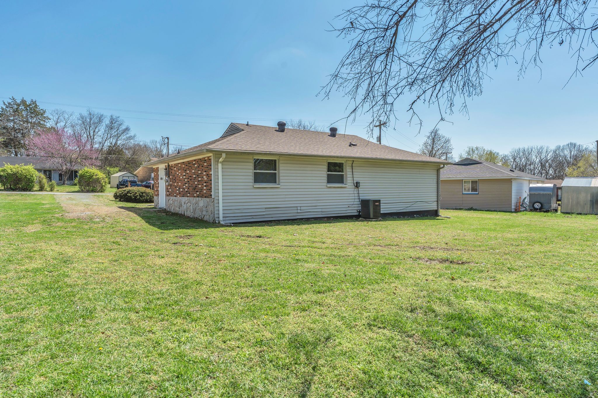 3883 Lunn Dr Property Photo 18