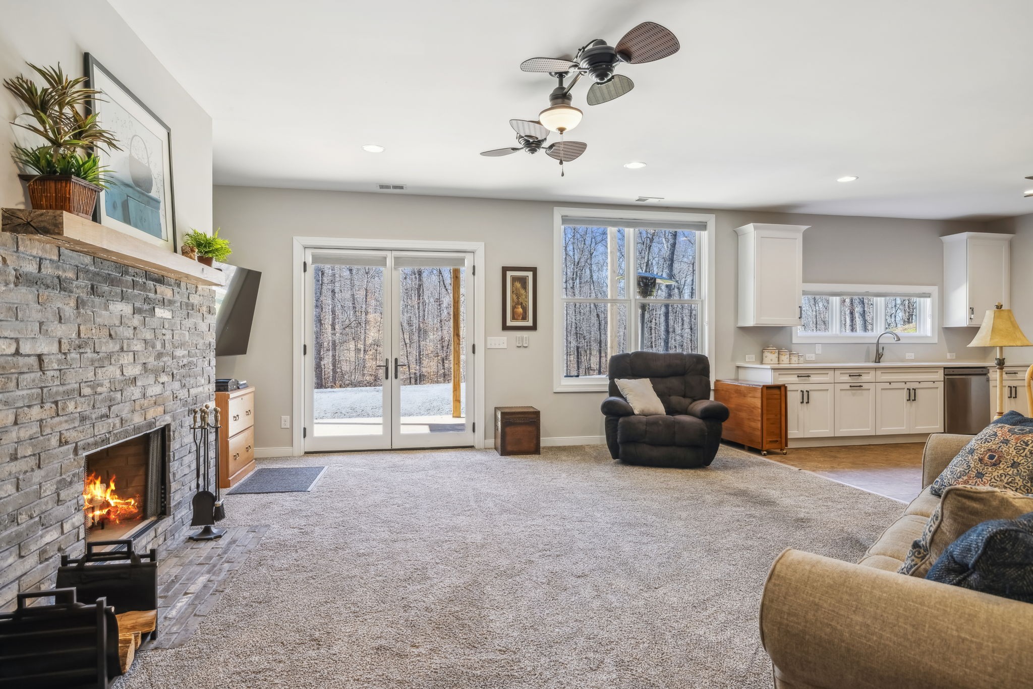 6033 Vesper Way, E Property Photo 73