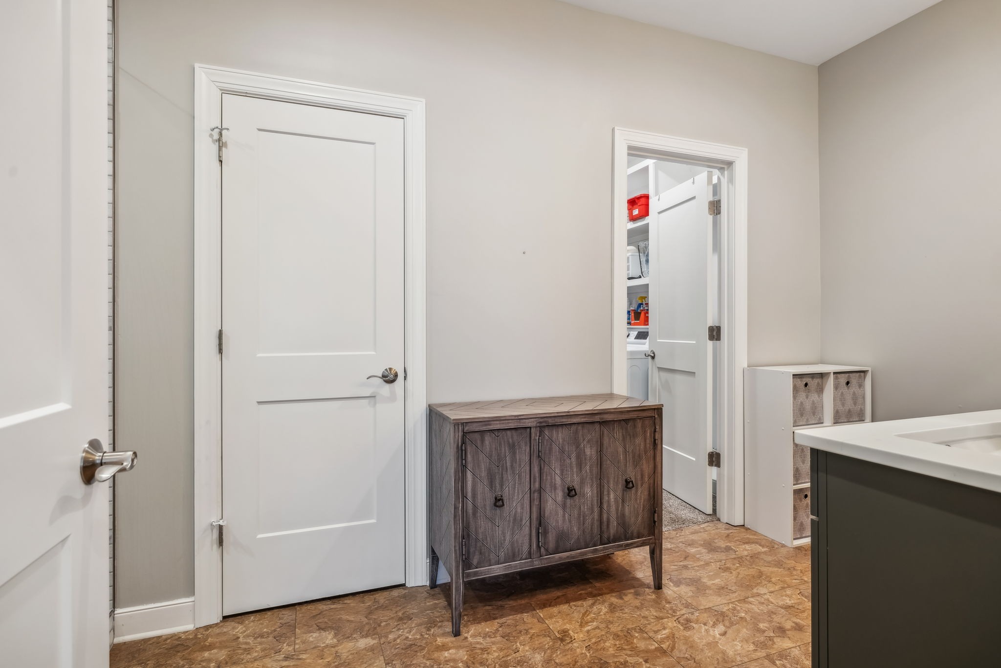 6033 Vesper Way, E Property Photo 77