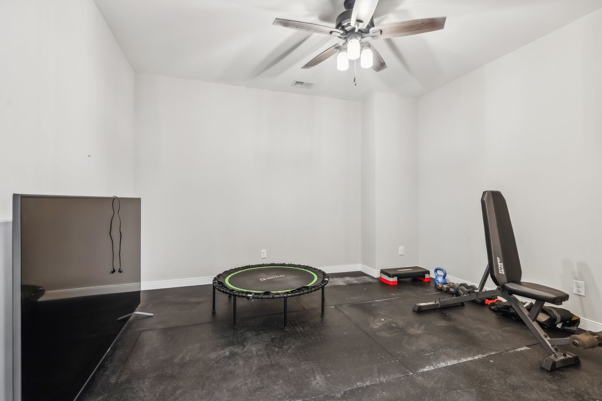 6033 Vesper Way, E Property Photo 82