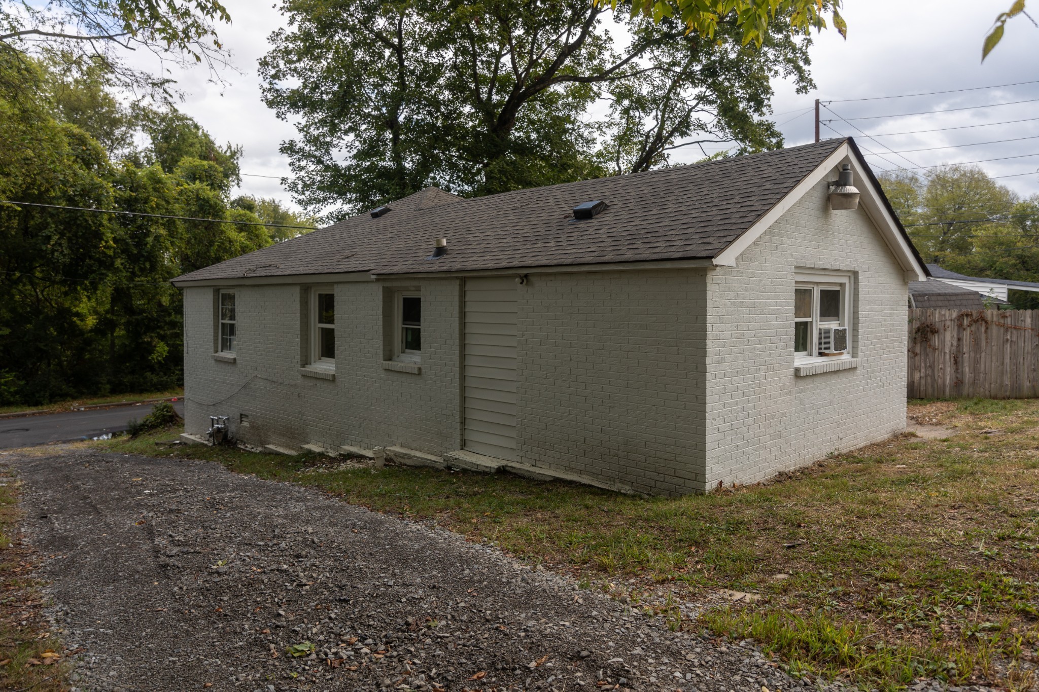 1144 Cedar St Property Photo 23