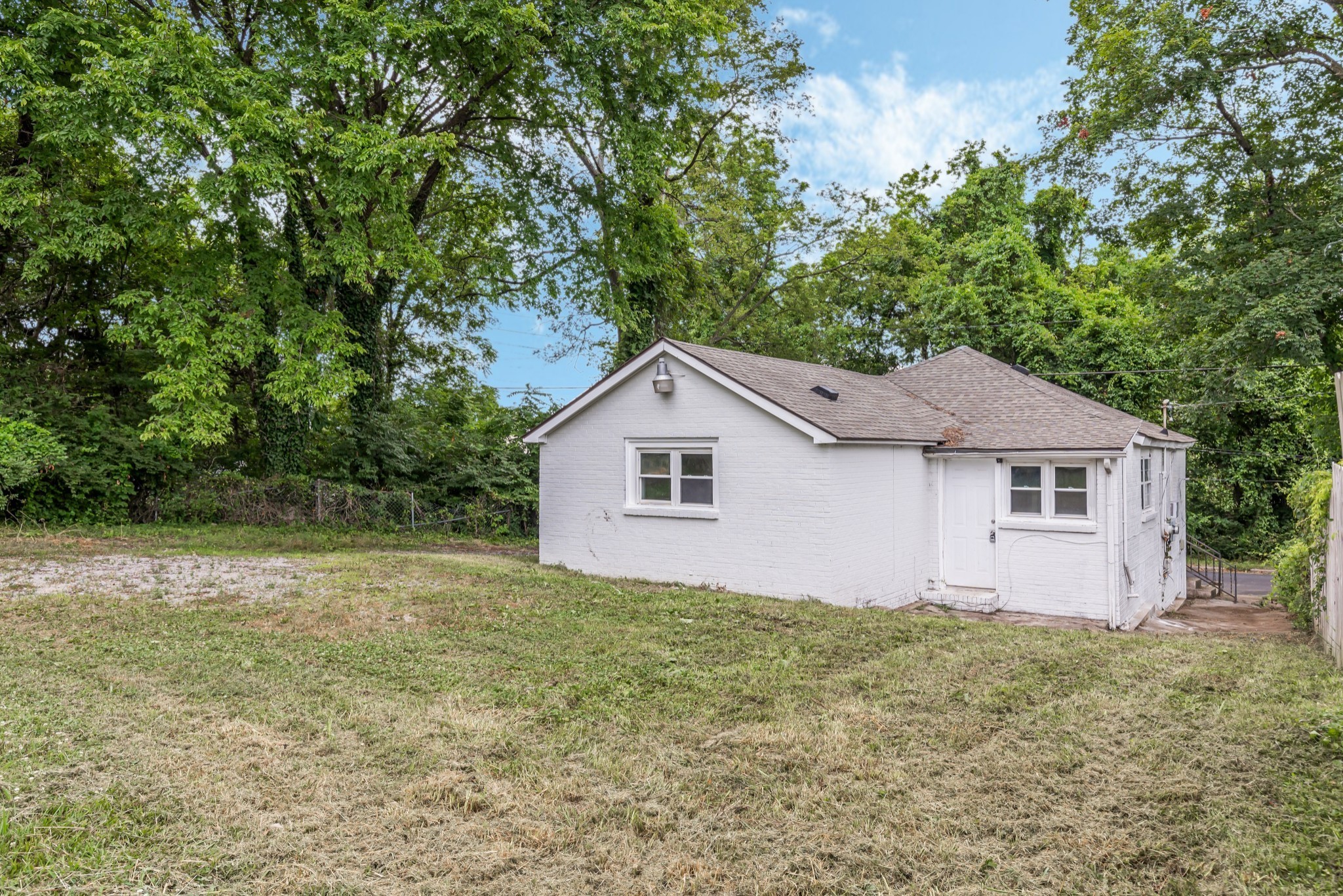 1144 Cedar St Property Photo 25