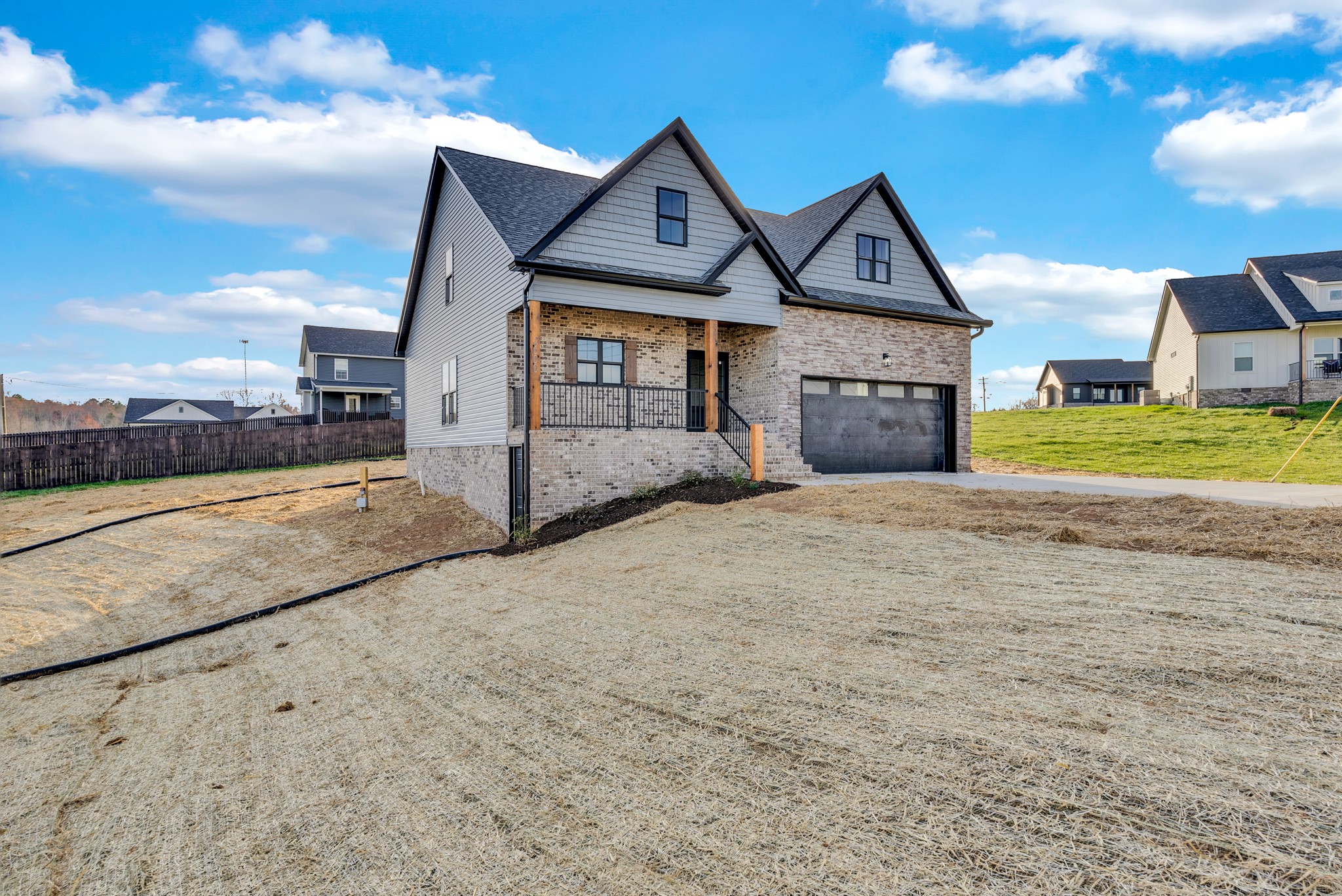 2600 Spring Arbor Ct Property Photo