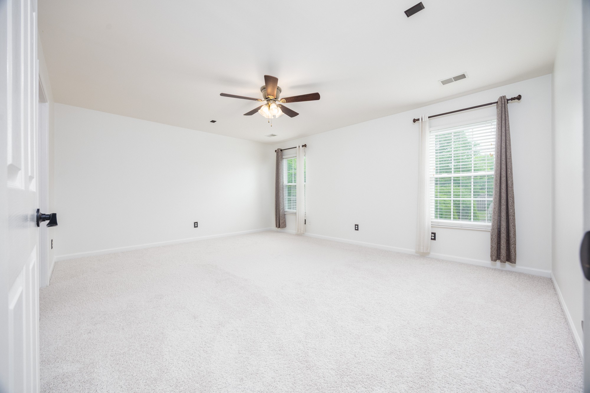 1047 Tanyard Springs Dr Property Photo 19