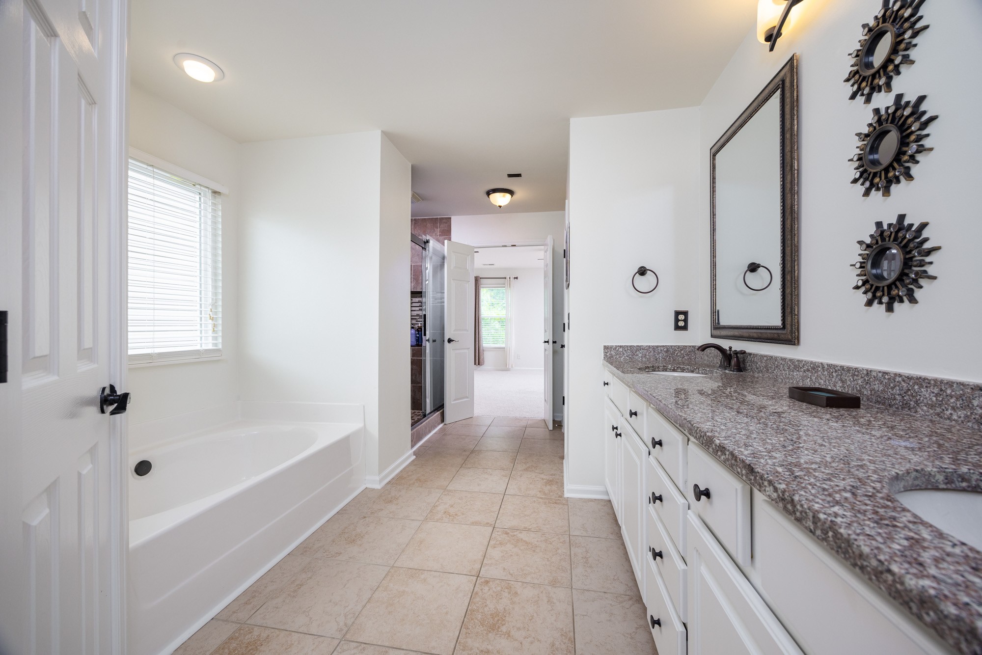 1047 Tanyard Springs Dr Property Photo 21
