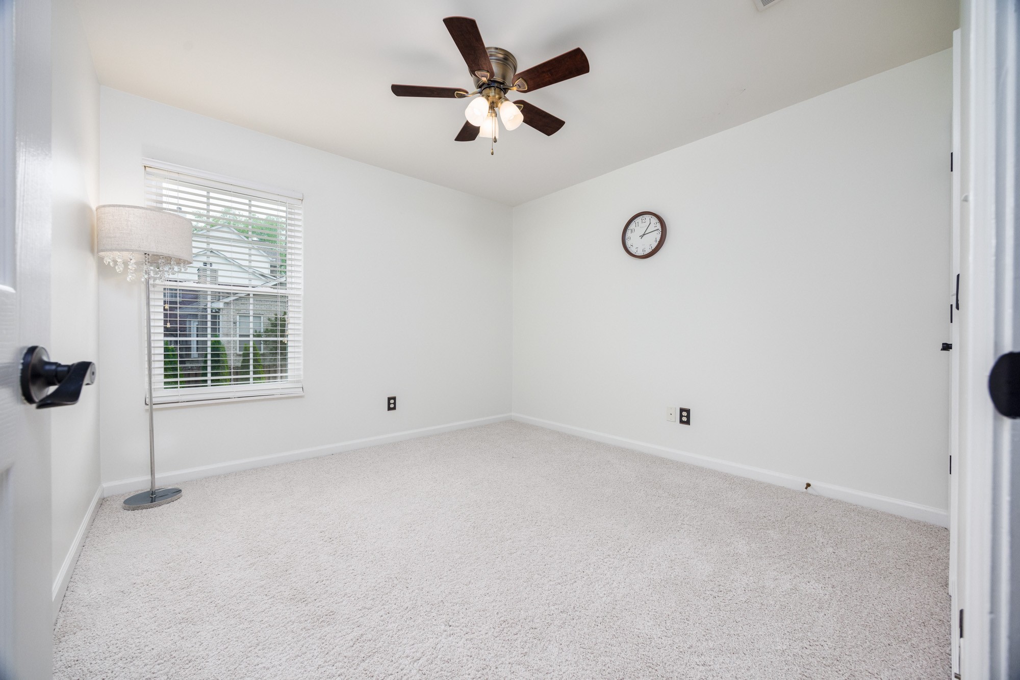 1047 Tanyard Springs Dr Property Photo 27
