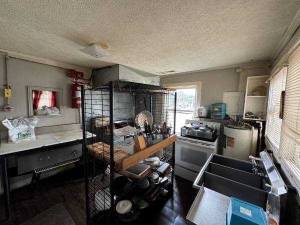 2315 Highway 48, N Property Photo 9