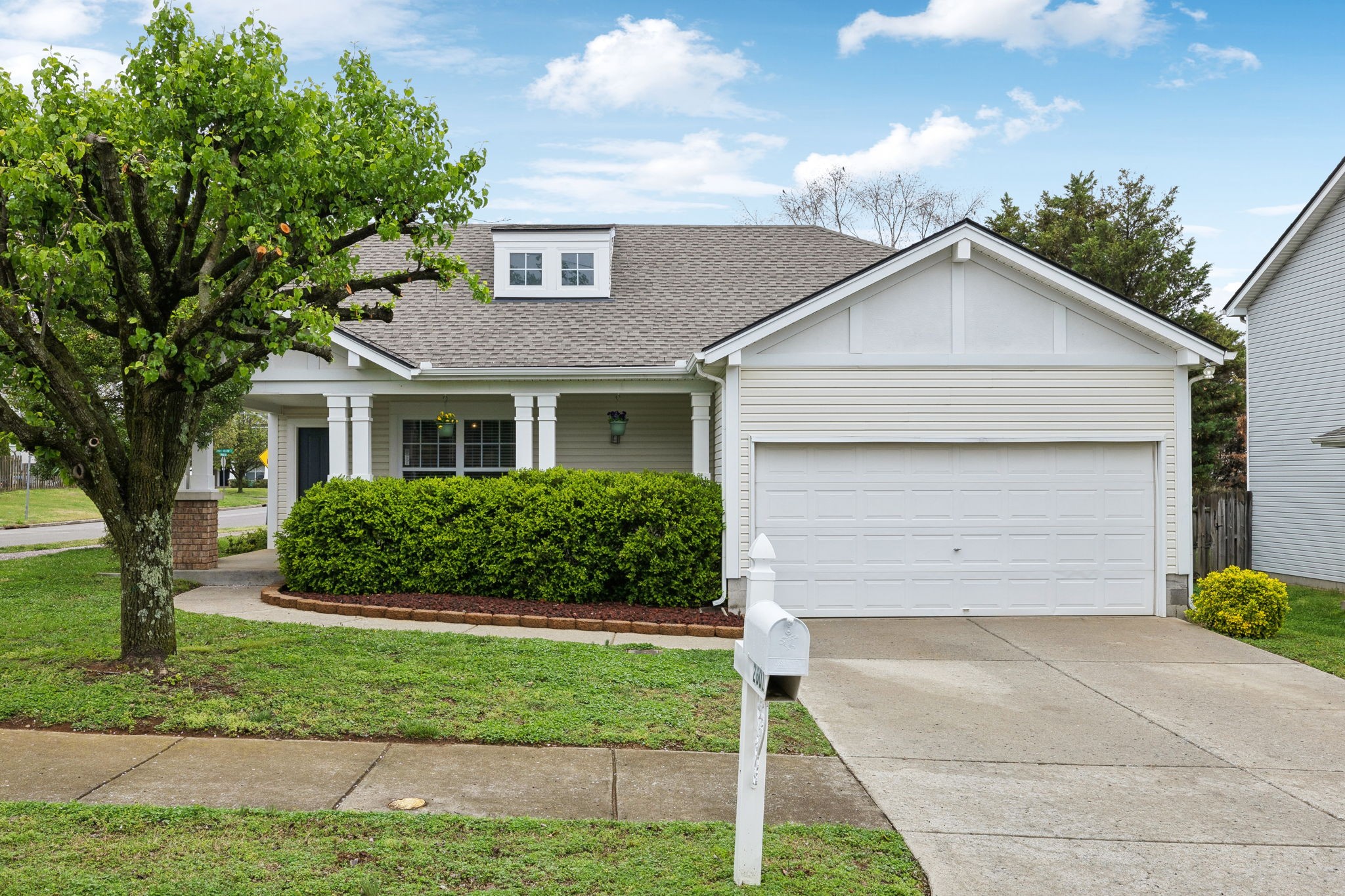 2601 Spring Farm Ln Property Photo
