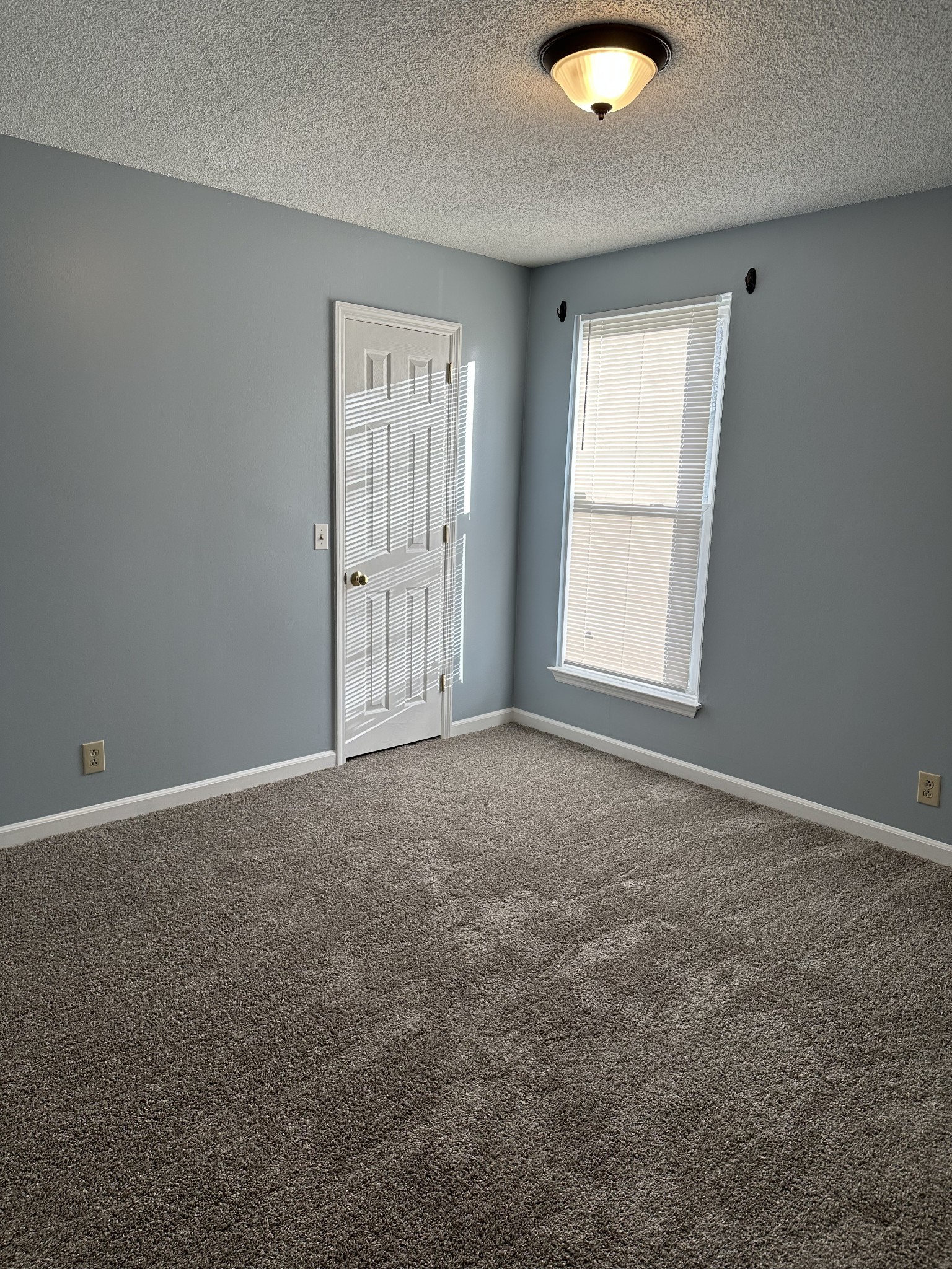 1215 Cabana Cir Property Photo 10