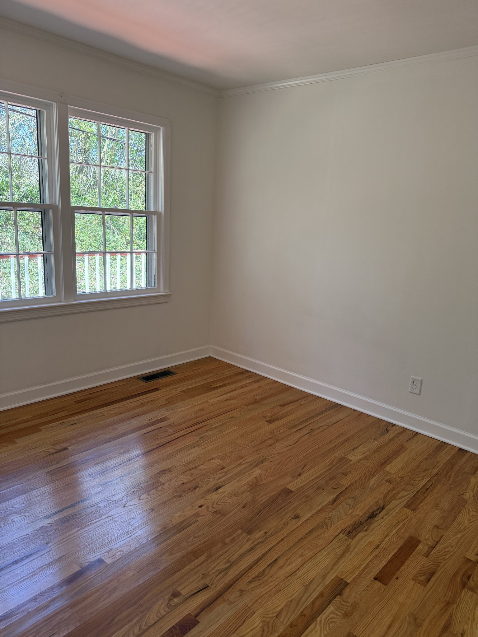 115 Westwood Dr Property Photo 9