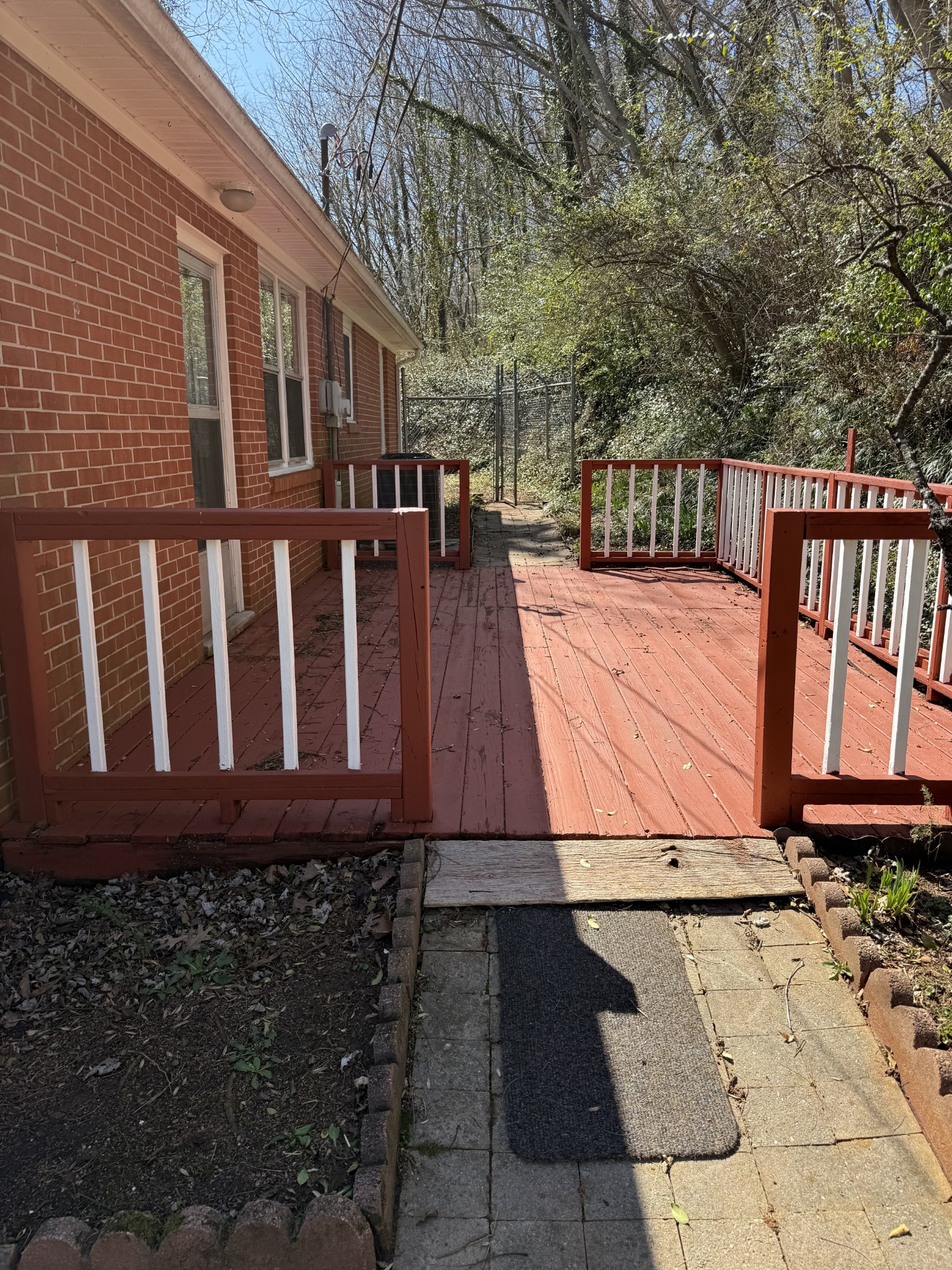 115 Westwood Dr Property Photo 12