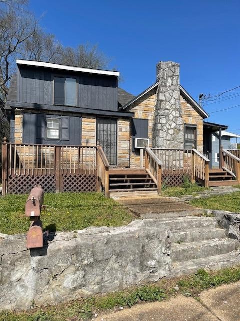 2205 Ocoee Street Property Photo 1