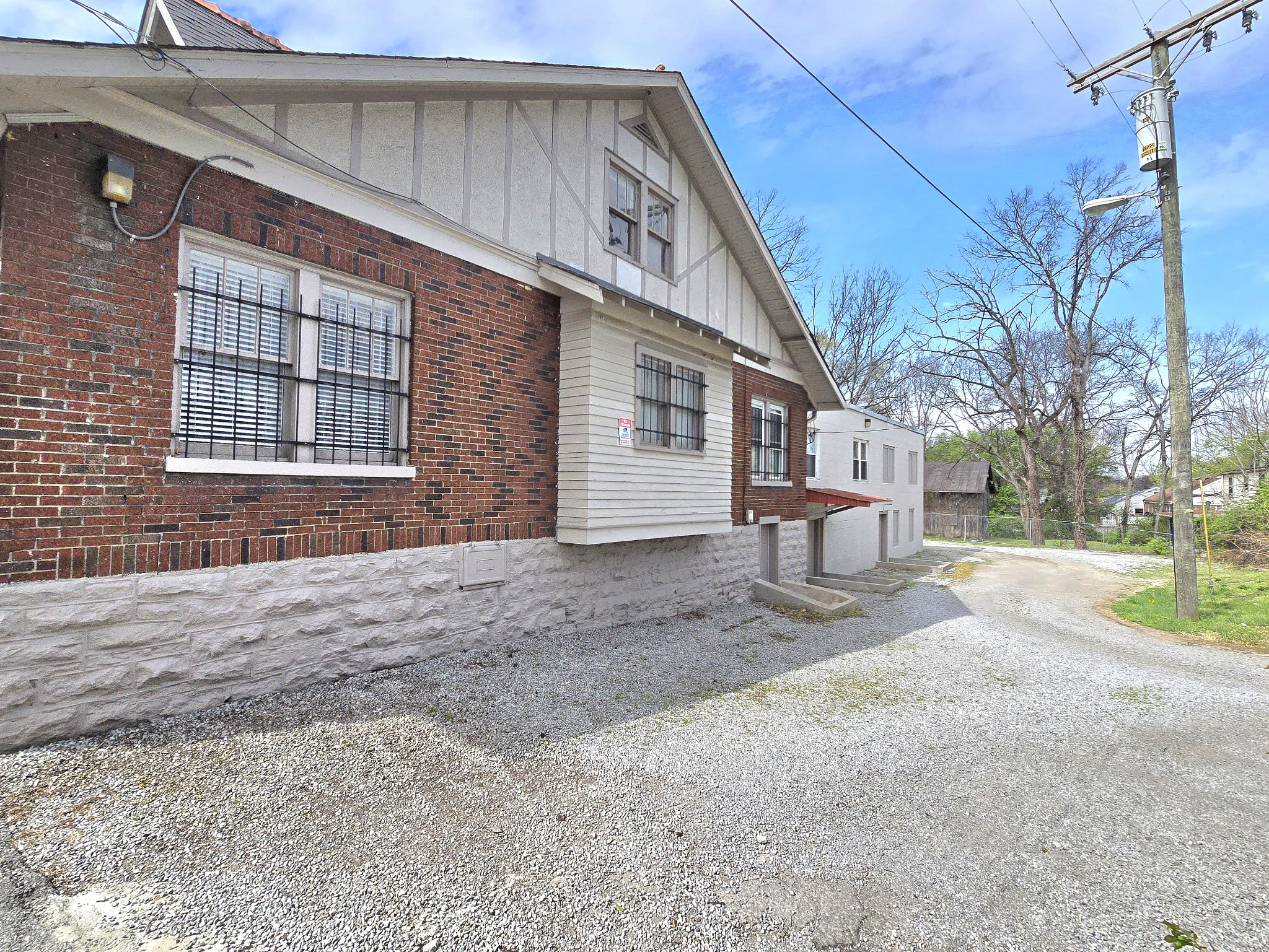2819 Gallatin Pike Property Photo 3
