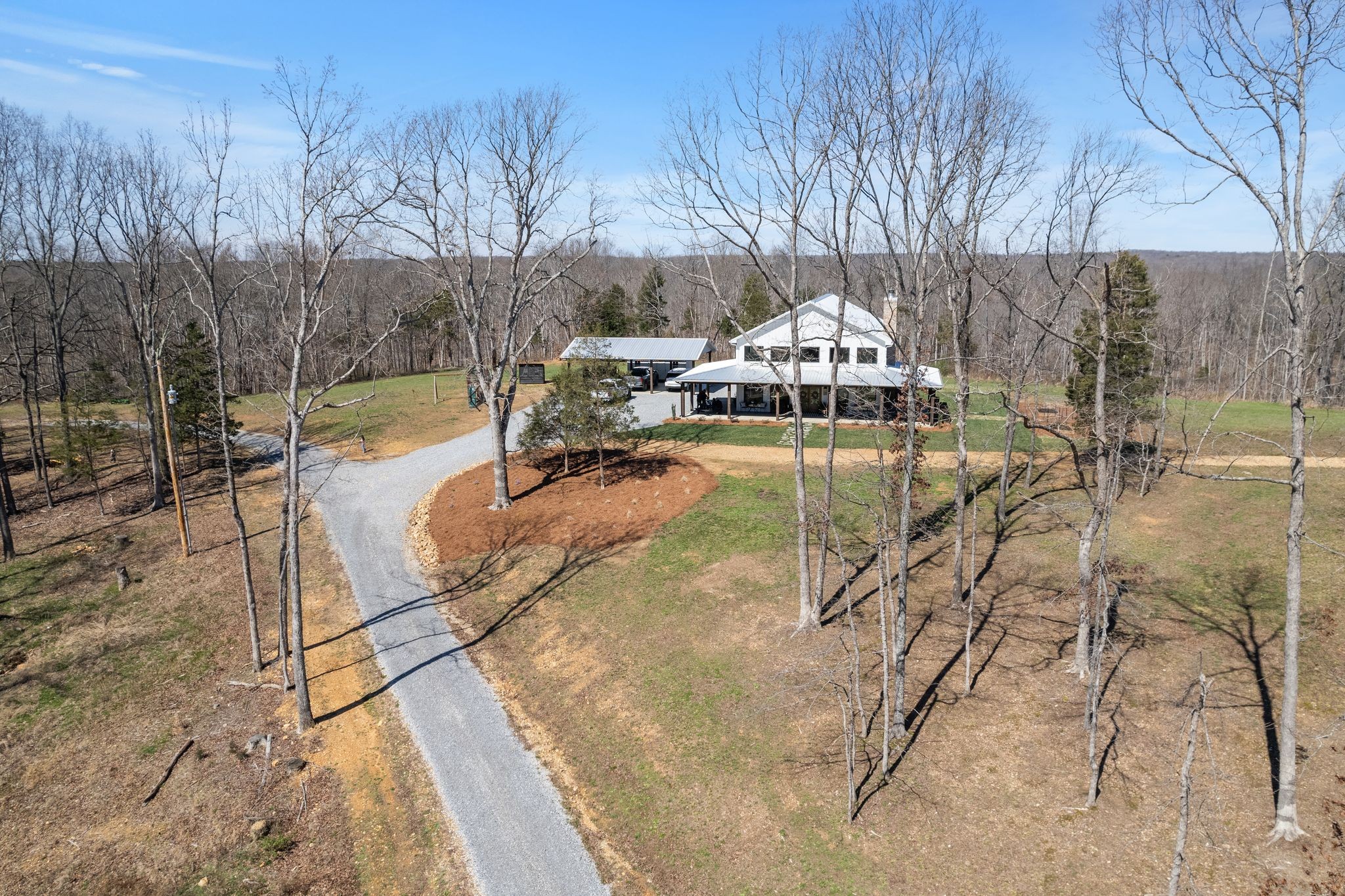 1757 Bell Hollow Rd Property Photo 2