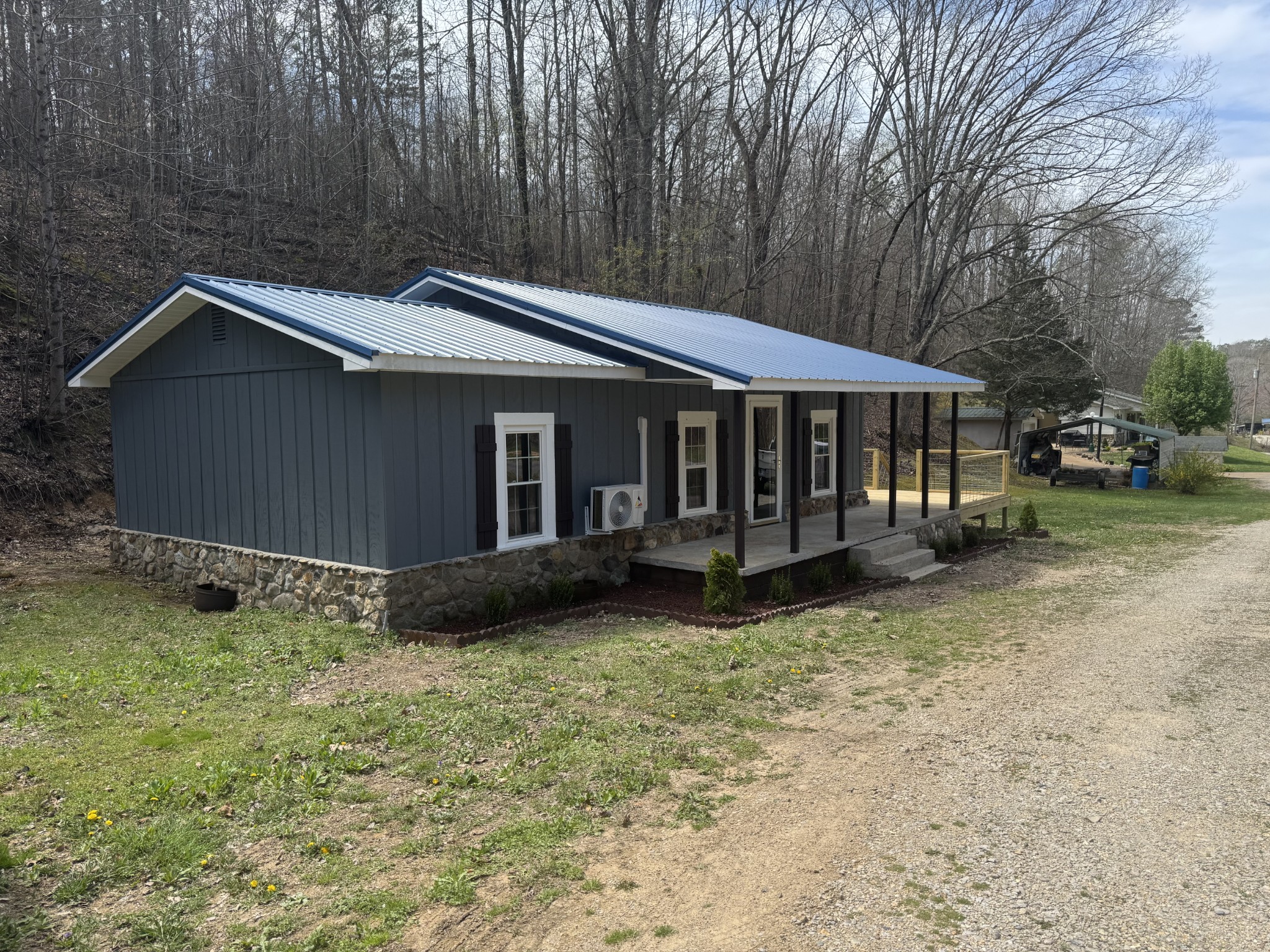 446 Kilburn Hollow Rd Property Photo 3