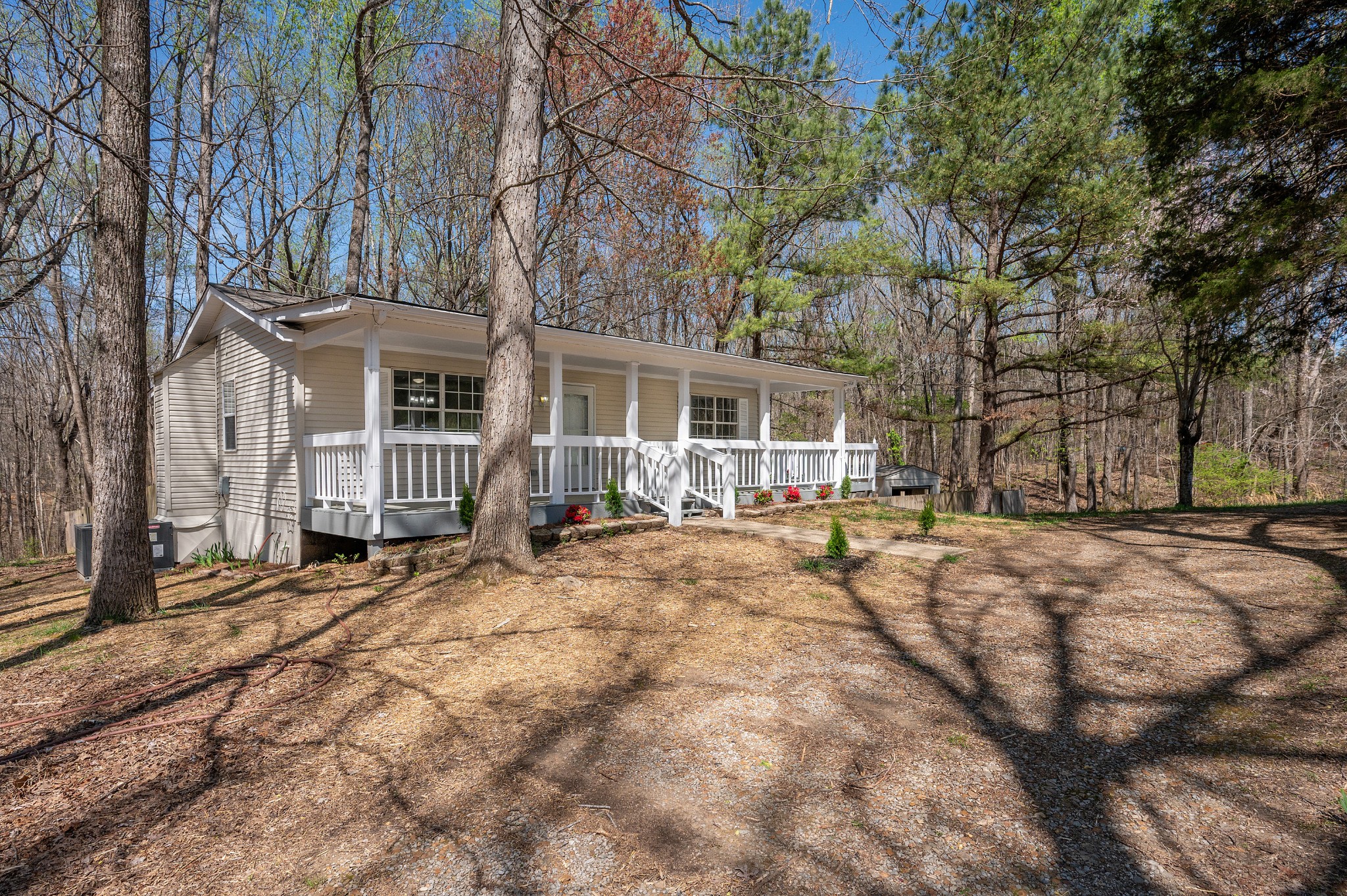 201 Welker Rd Property Photo