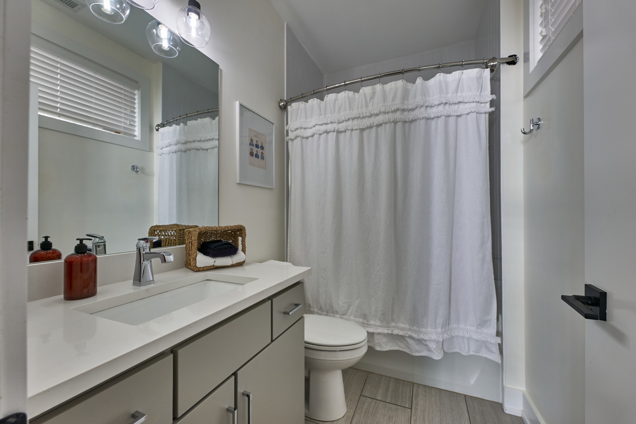 2718 Delaware Ave Property Photo 17