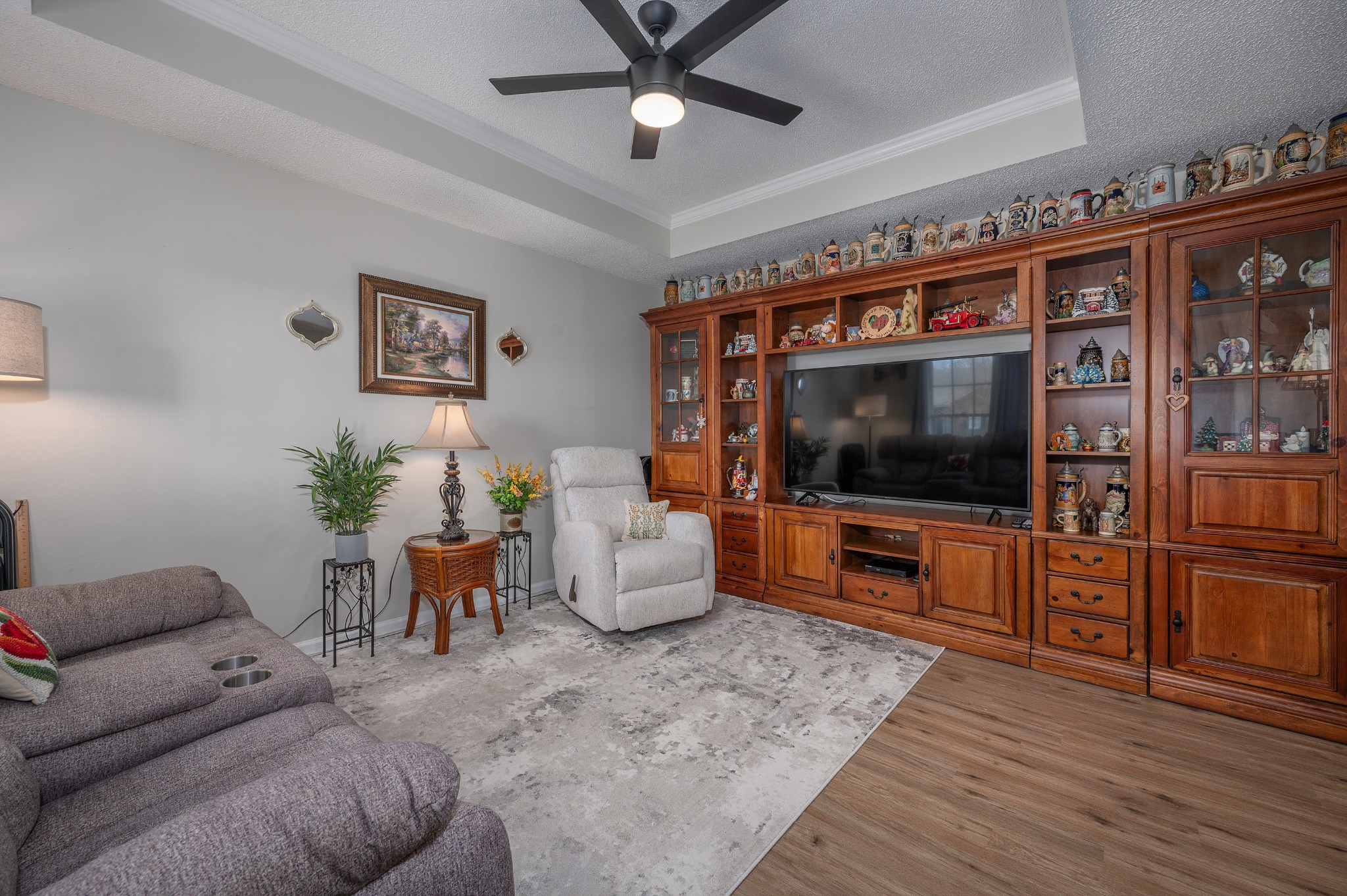 3233 Tabby Dr Property Photo 2