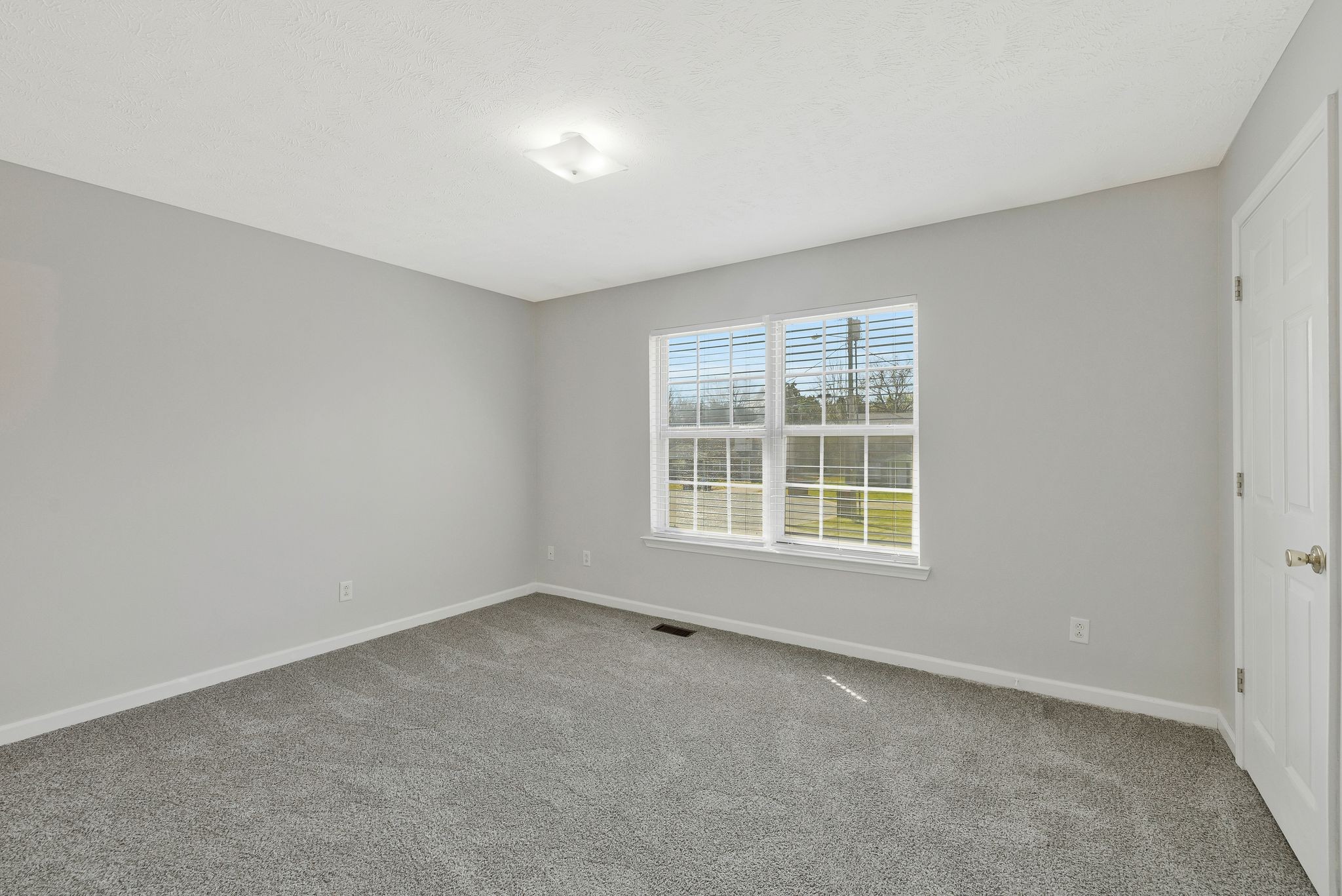 1503 Center Pointe Drive Property Photo 25