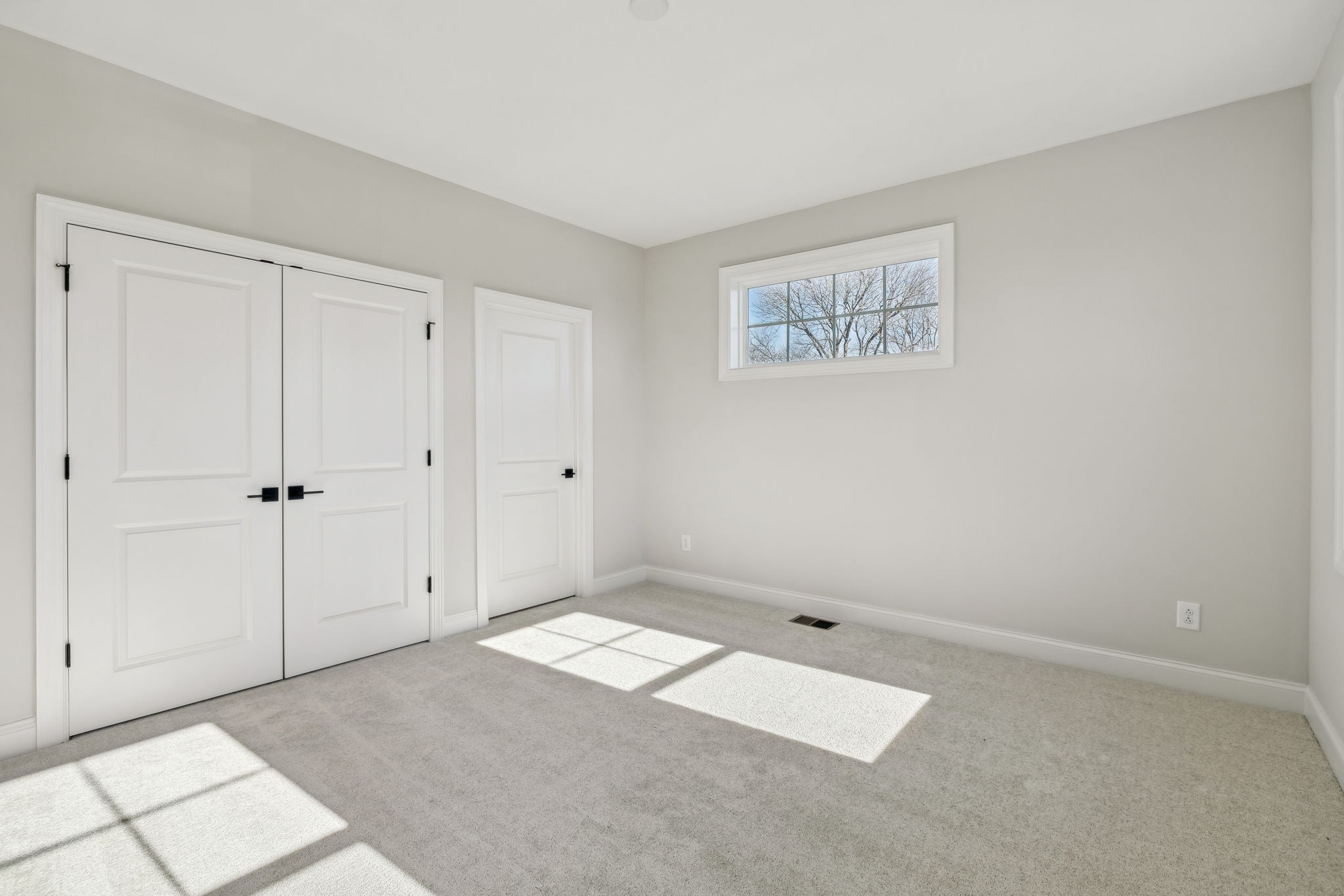 107 Emerson Ct Property Photo 49
