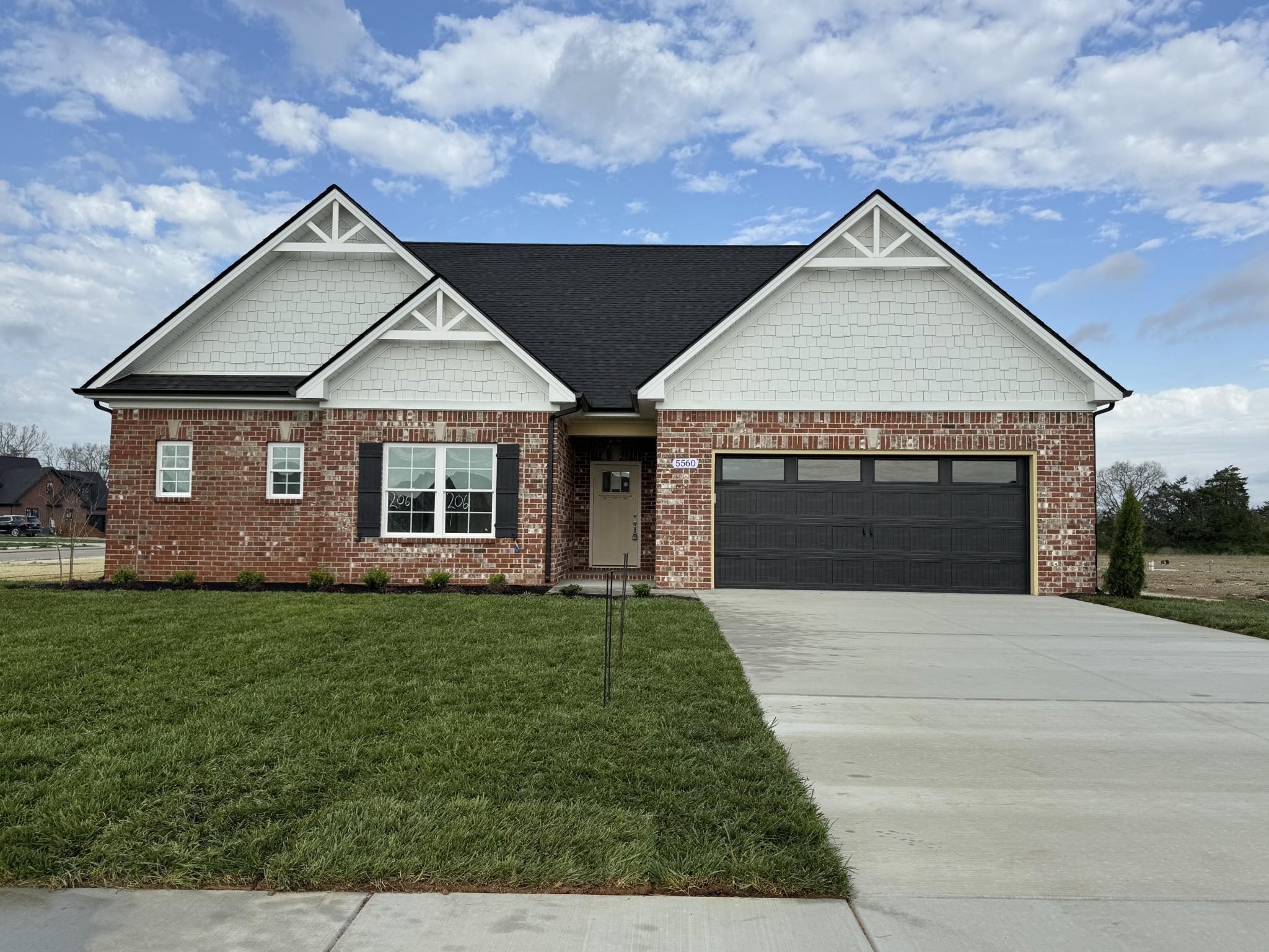 5560 Sinclair Ct Property Photo
