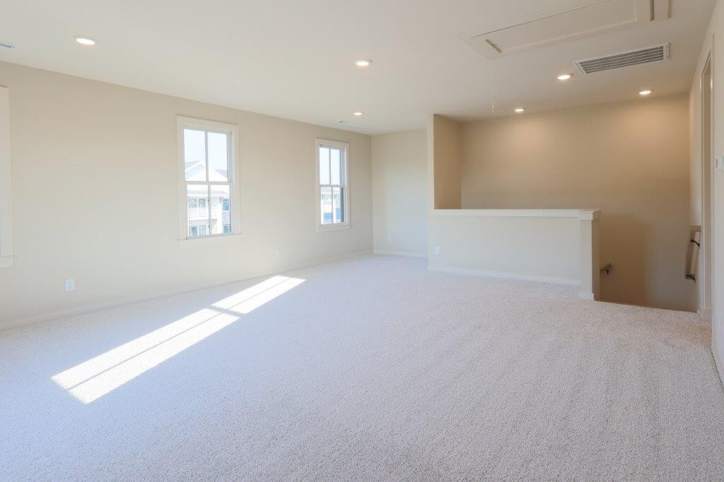 799 Saint Clair Ave Property Photo 20