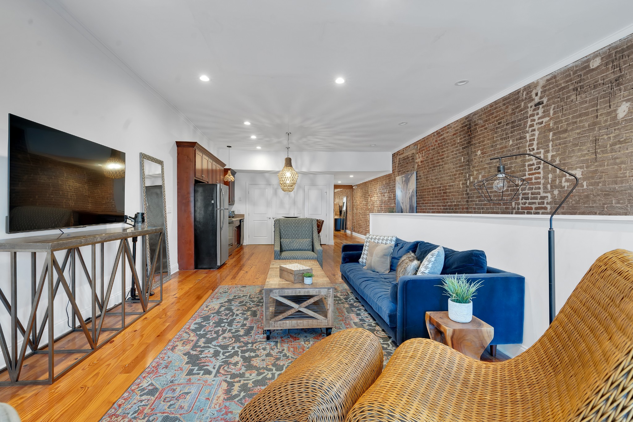 7 S College St Property Photo 27