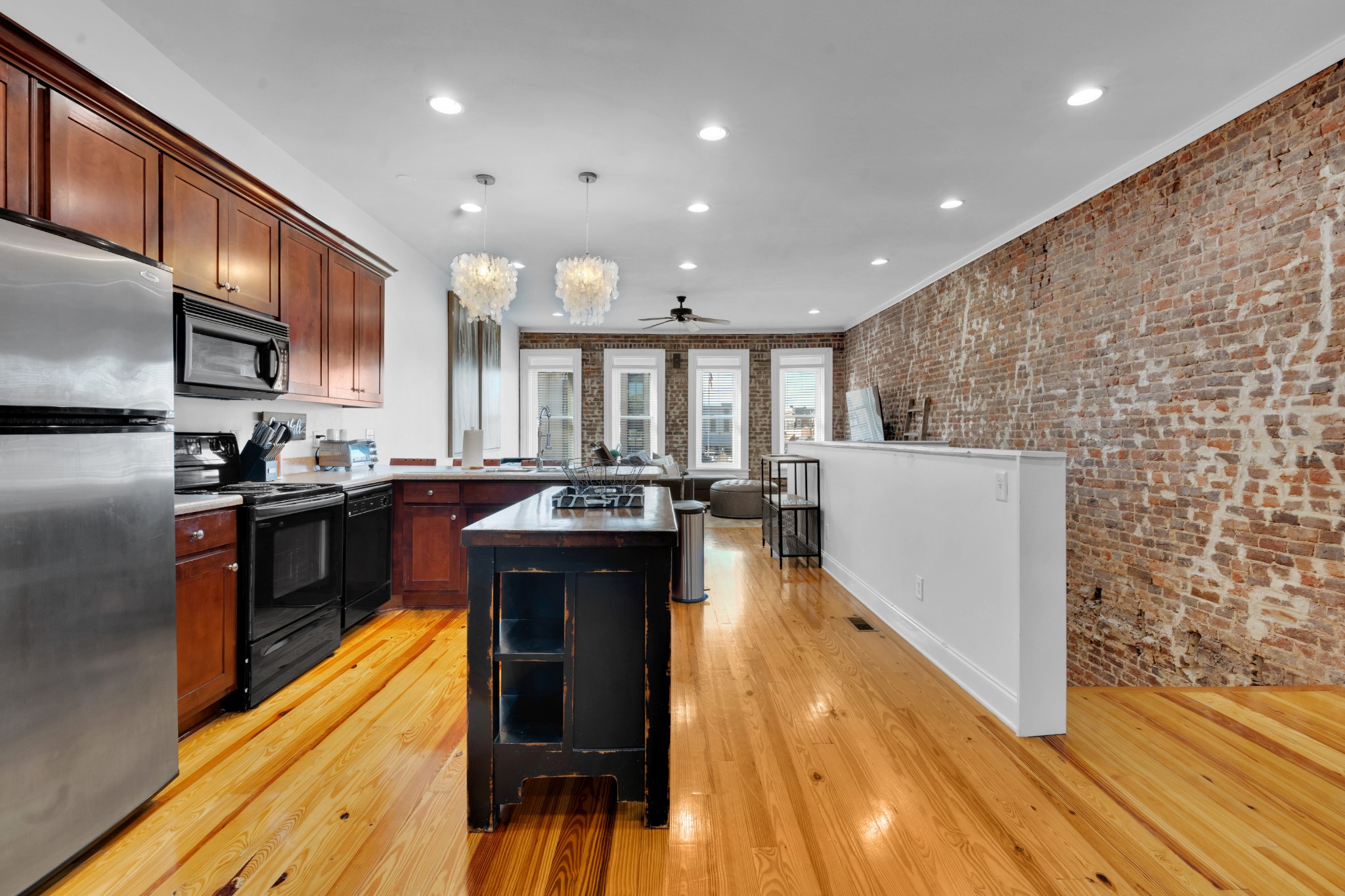 7 S College St Property Photo 39