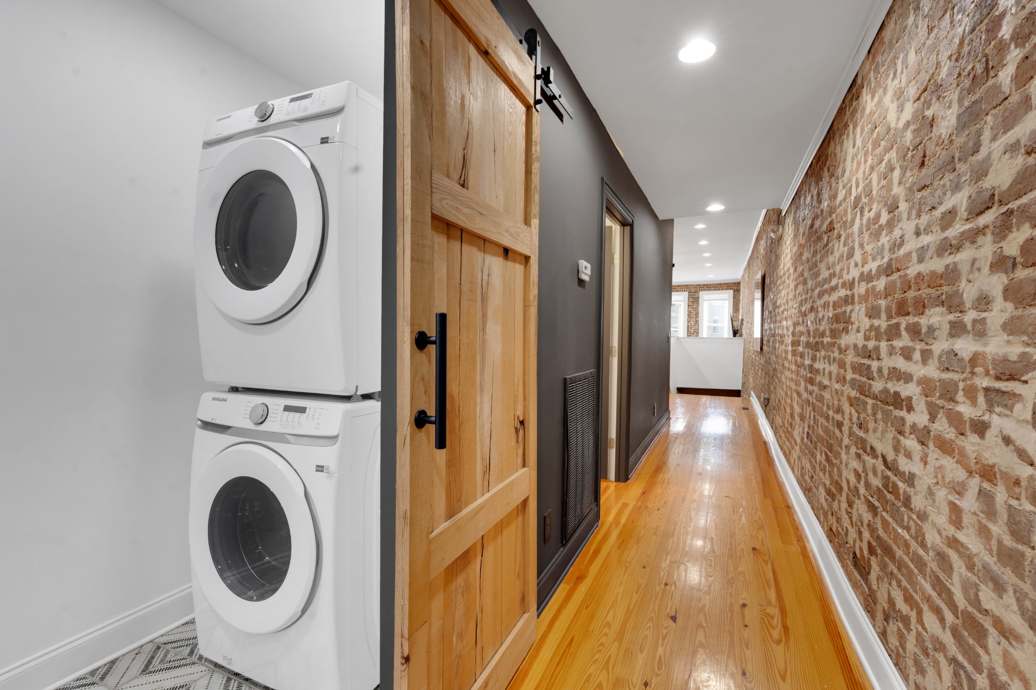 7 S College St Property Photo 53