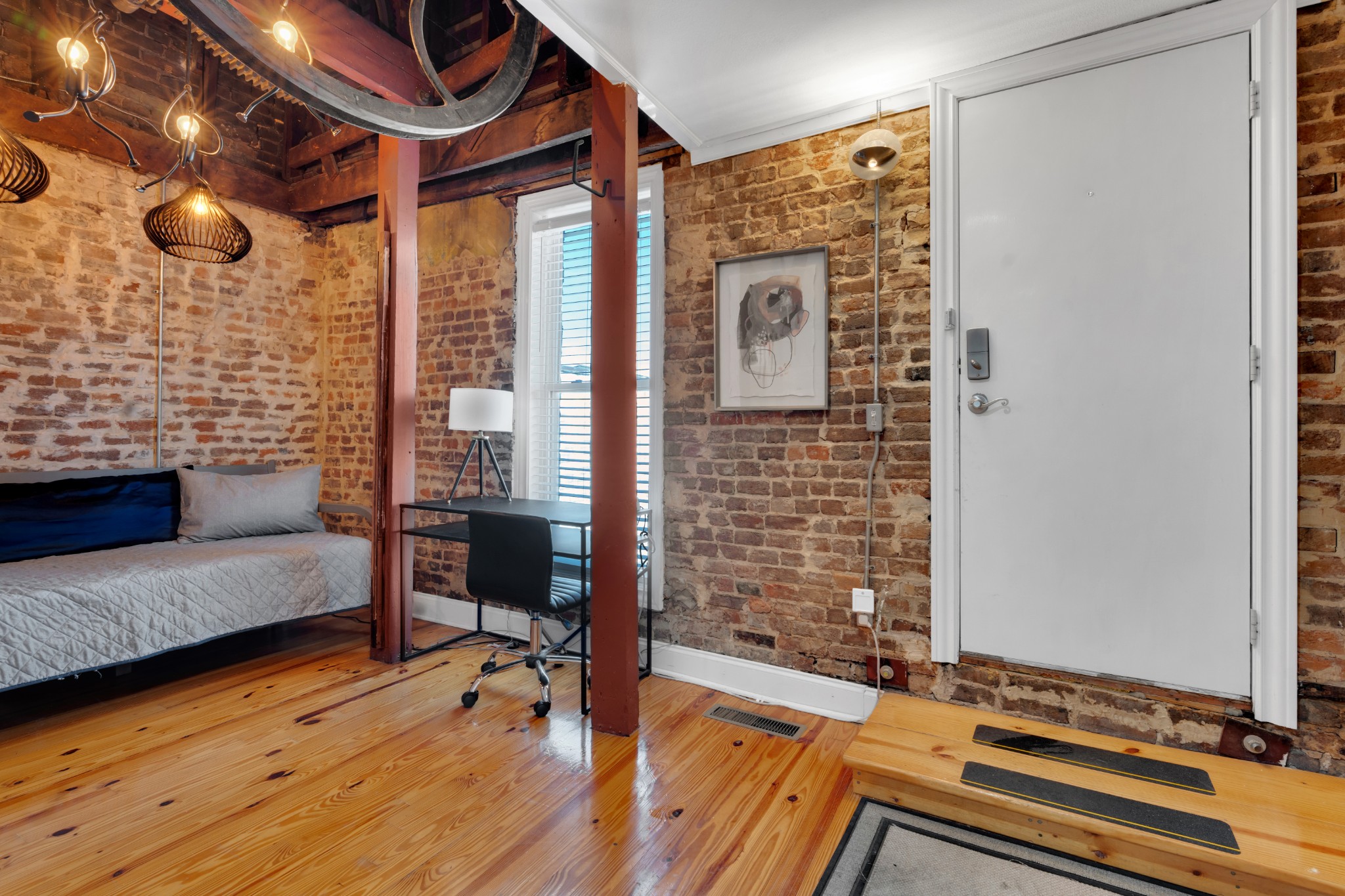 7 S College St Property Photo 57