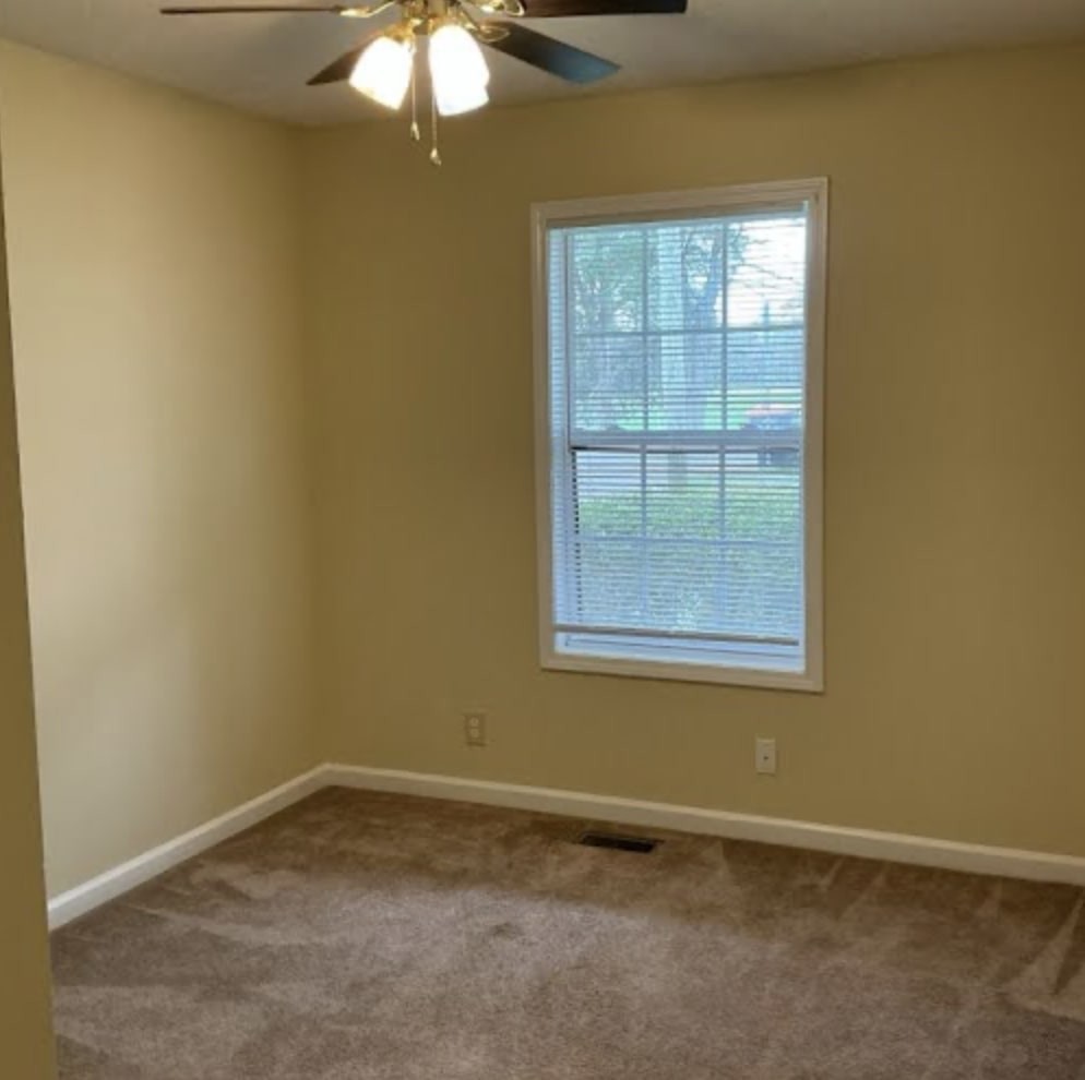 2420 N Ford St Property Photo 6