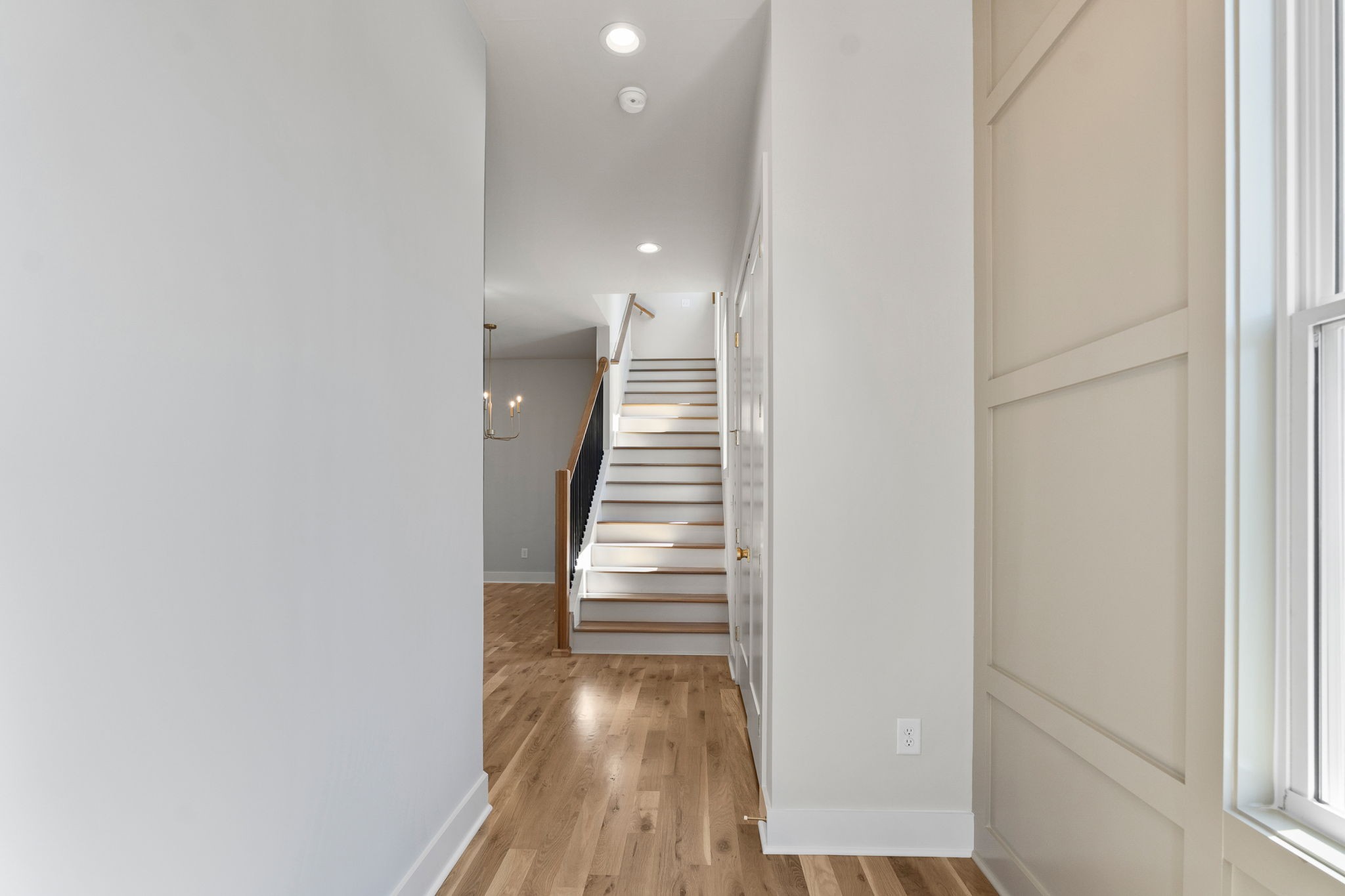 1810 Owen St Property Photo 4