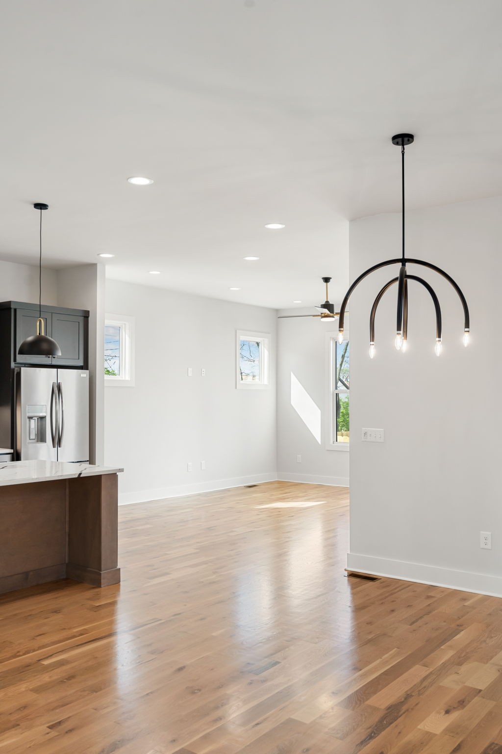 1811 10th Ave, N Property Photo 7