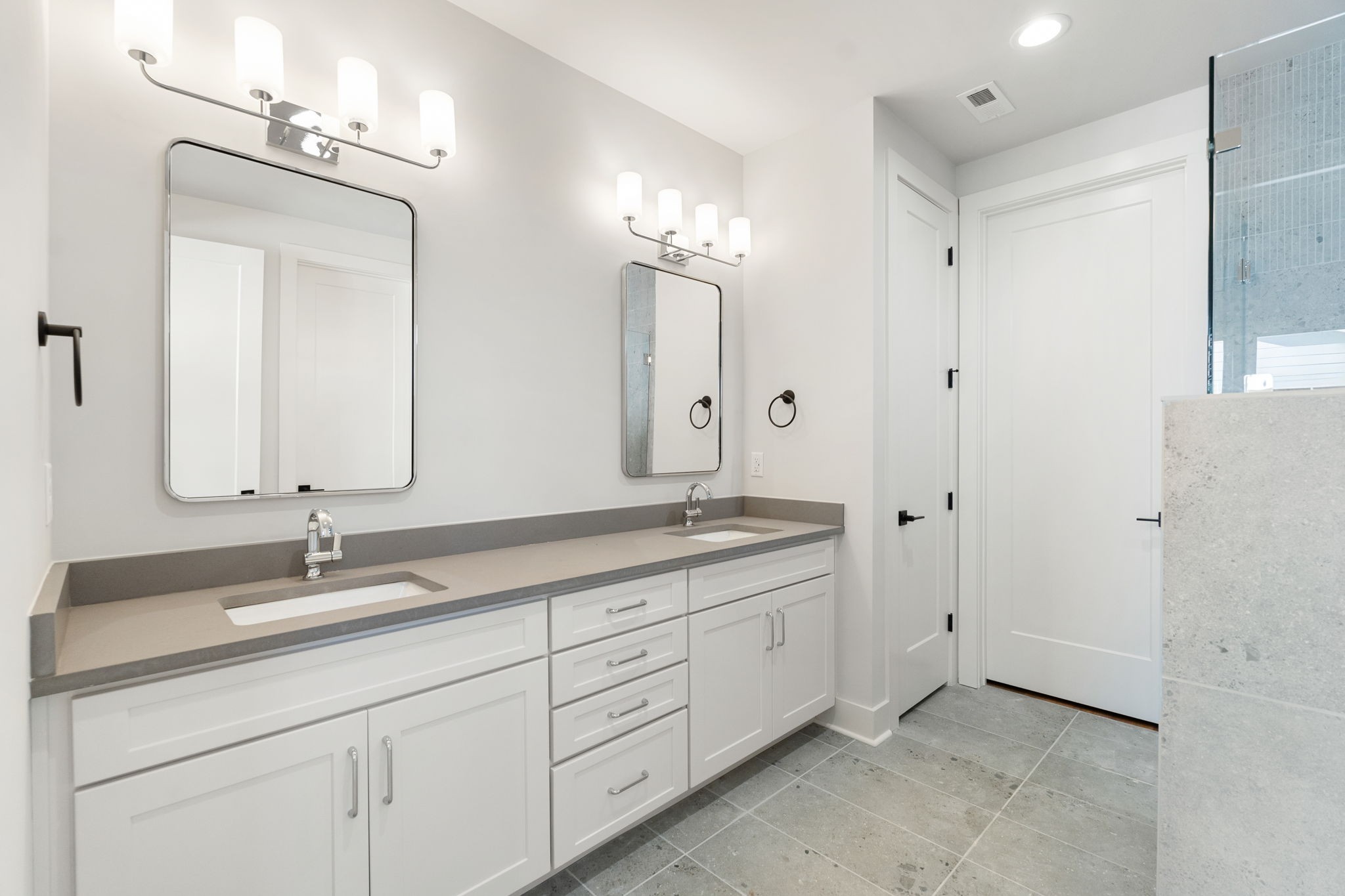 1811 10th Ave, N Property Photo 22