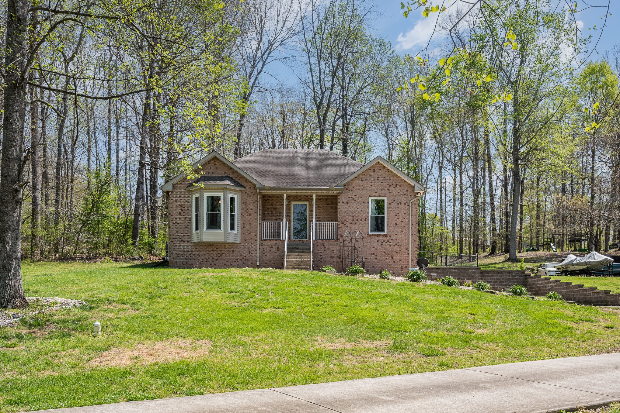 1013 Creek Bottom Rd Property Photo 1