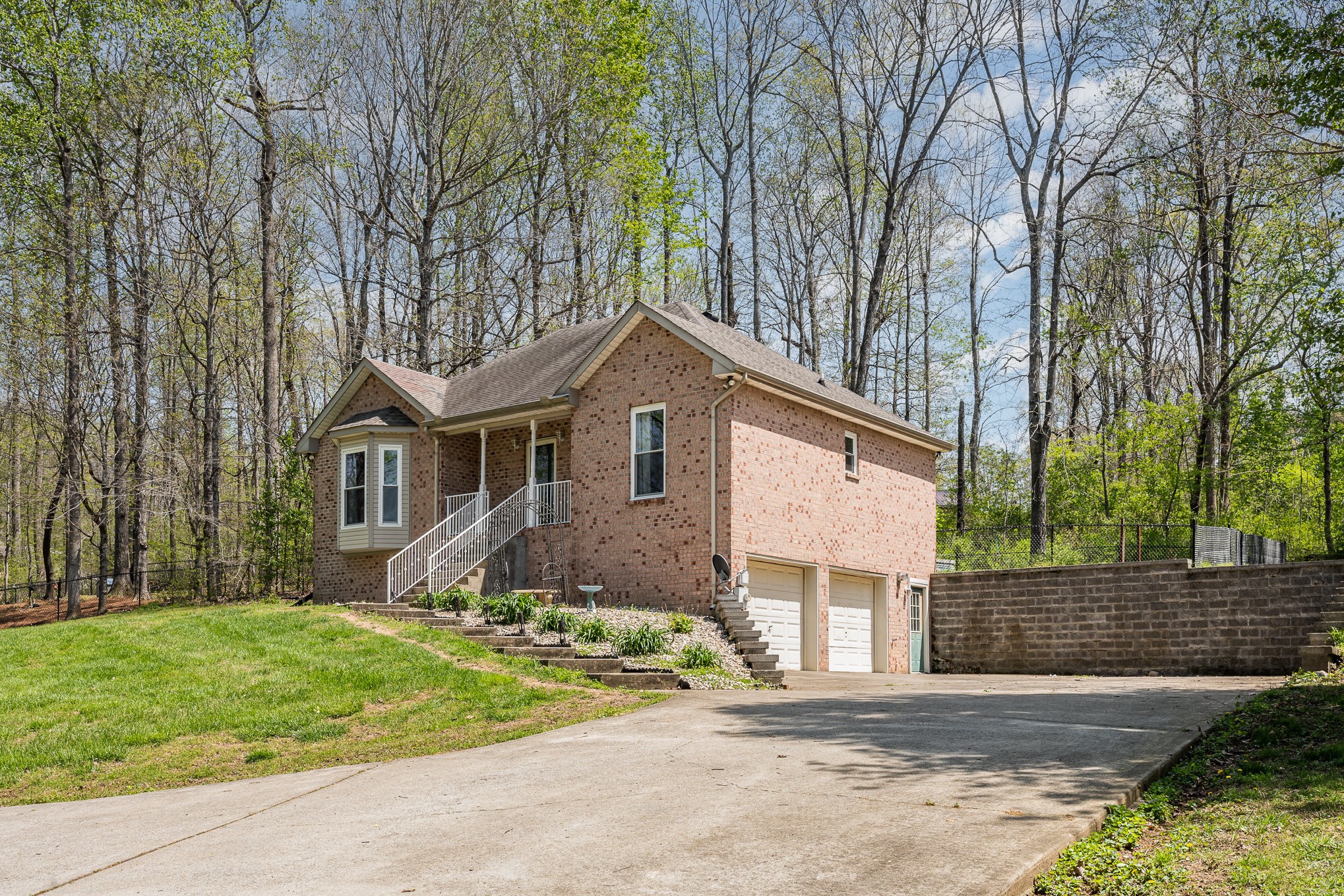 1013 Creek Bottom Rd Property Photo 5