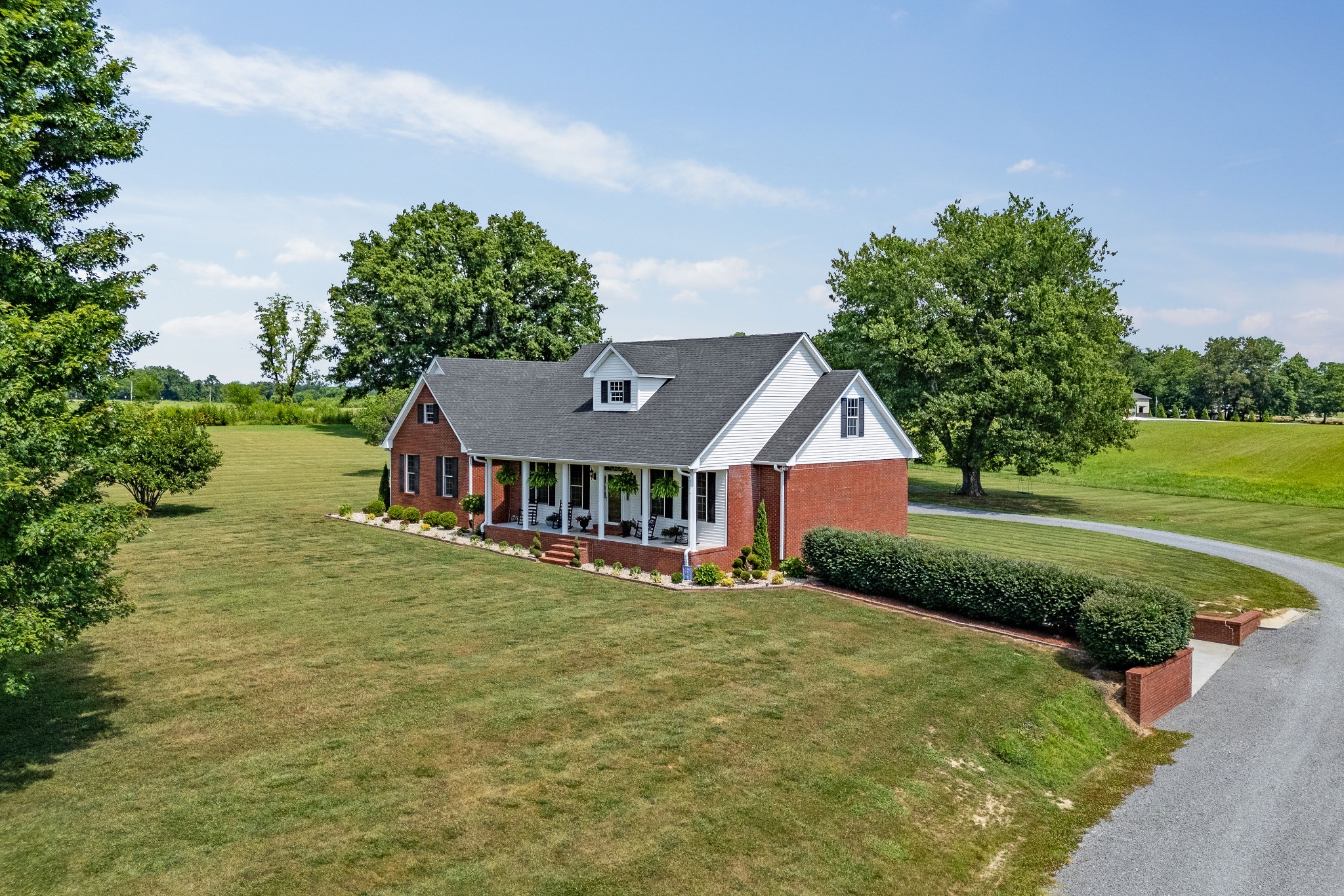 8574 Old Nashville Hwy Property Photo