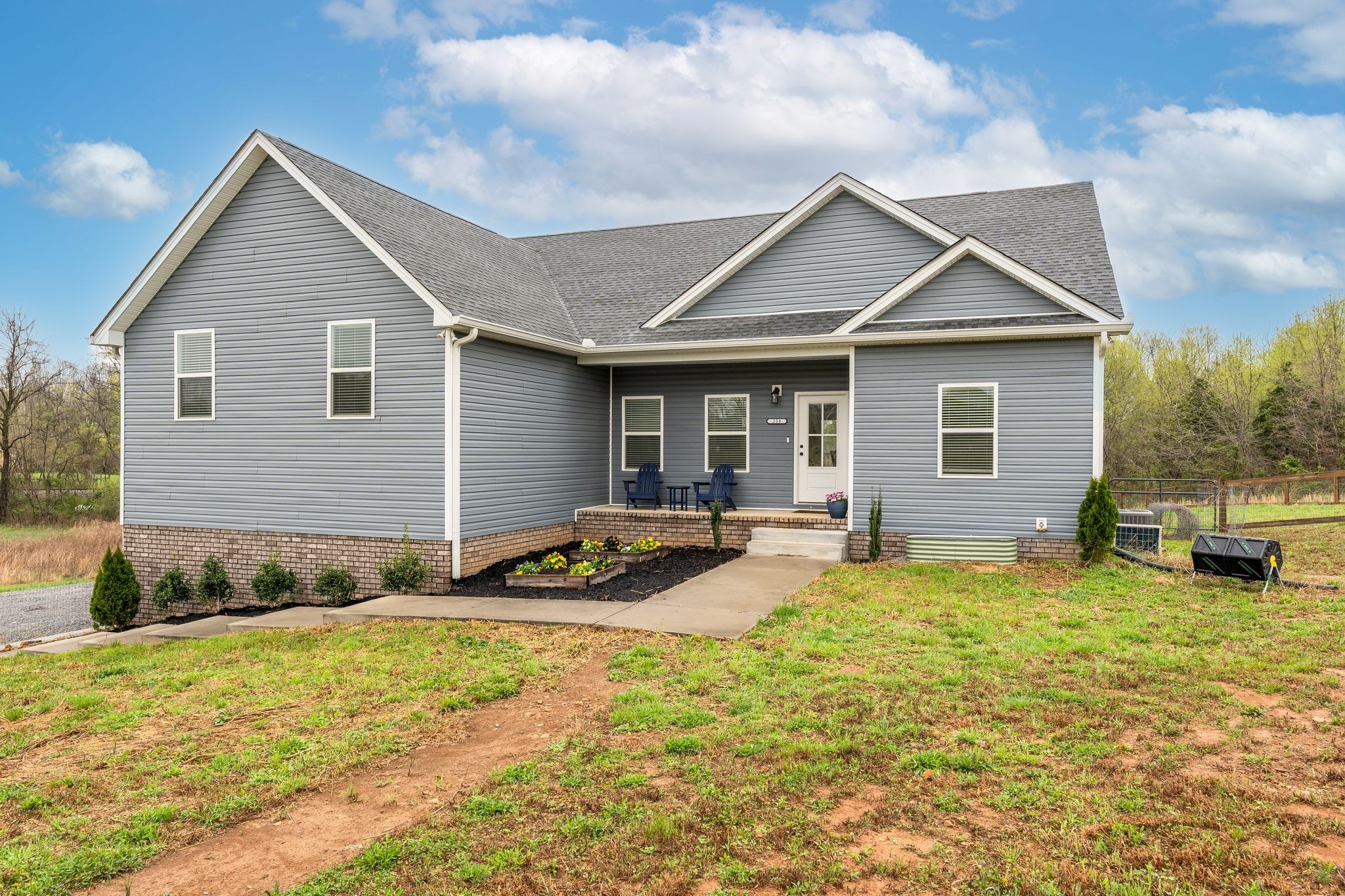 258 Woodruff Rd Property Photo