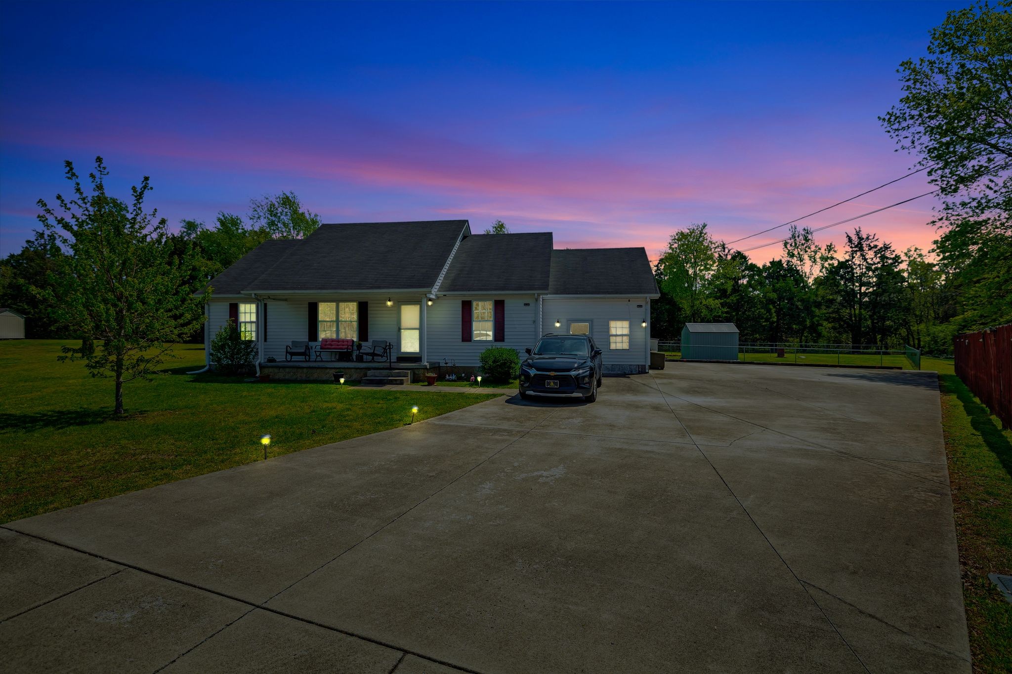 157 Taborwood Trl Property Photo 2