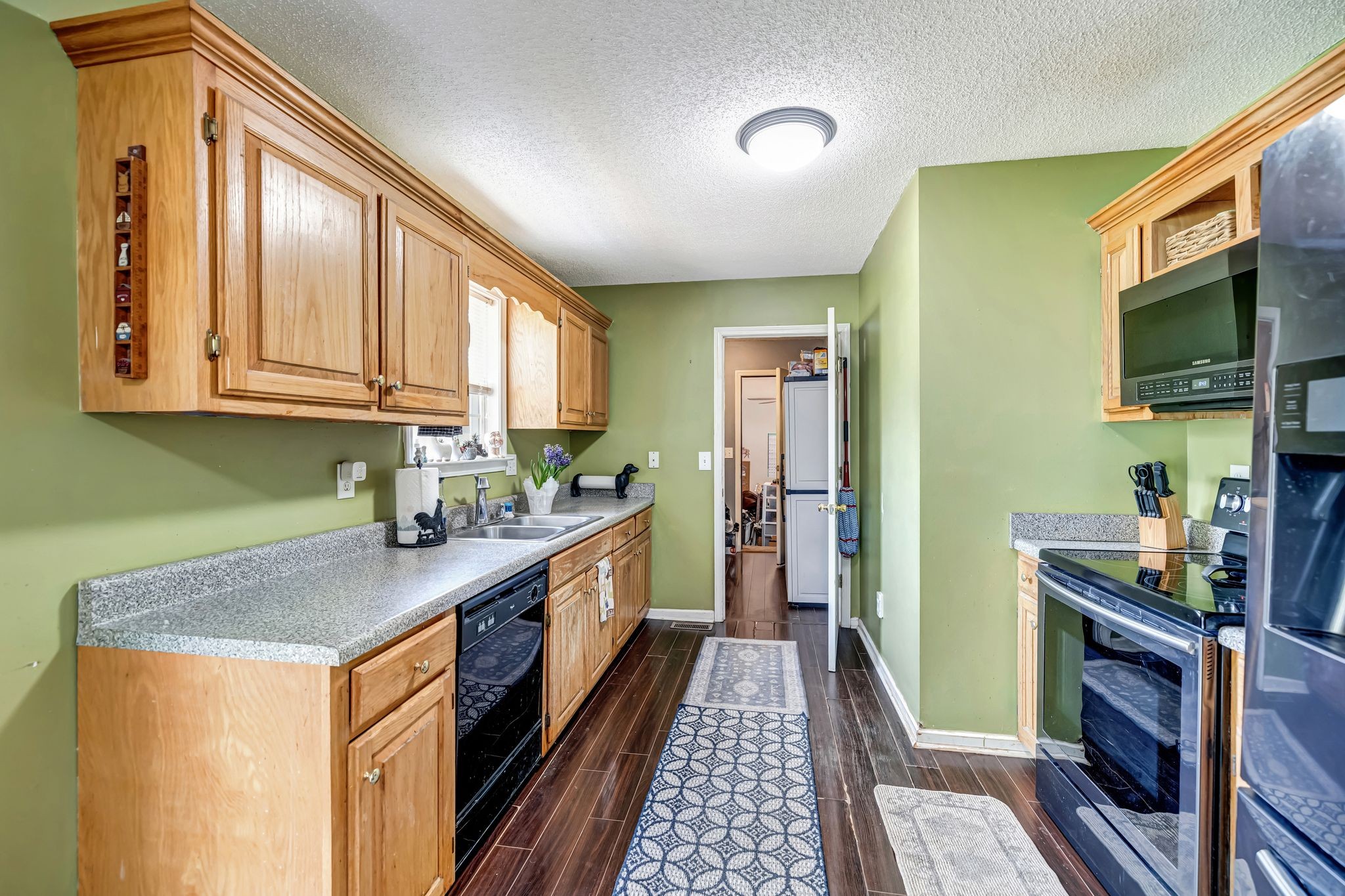 157 Taborwood Trl Property Photo 11