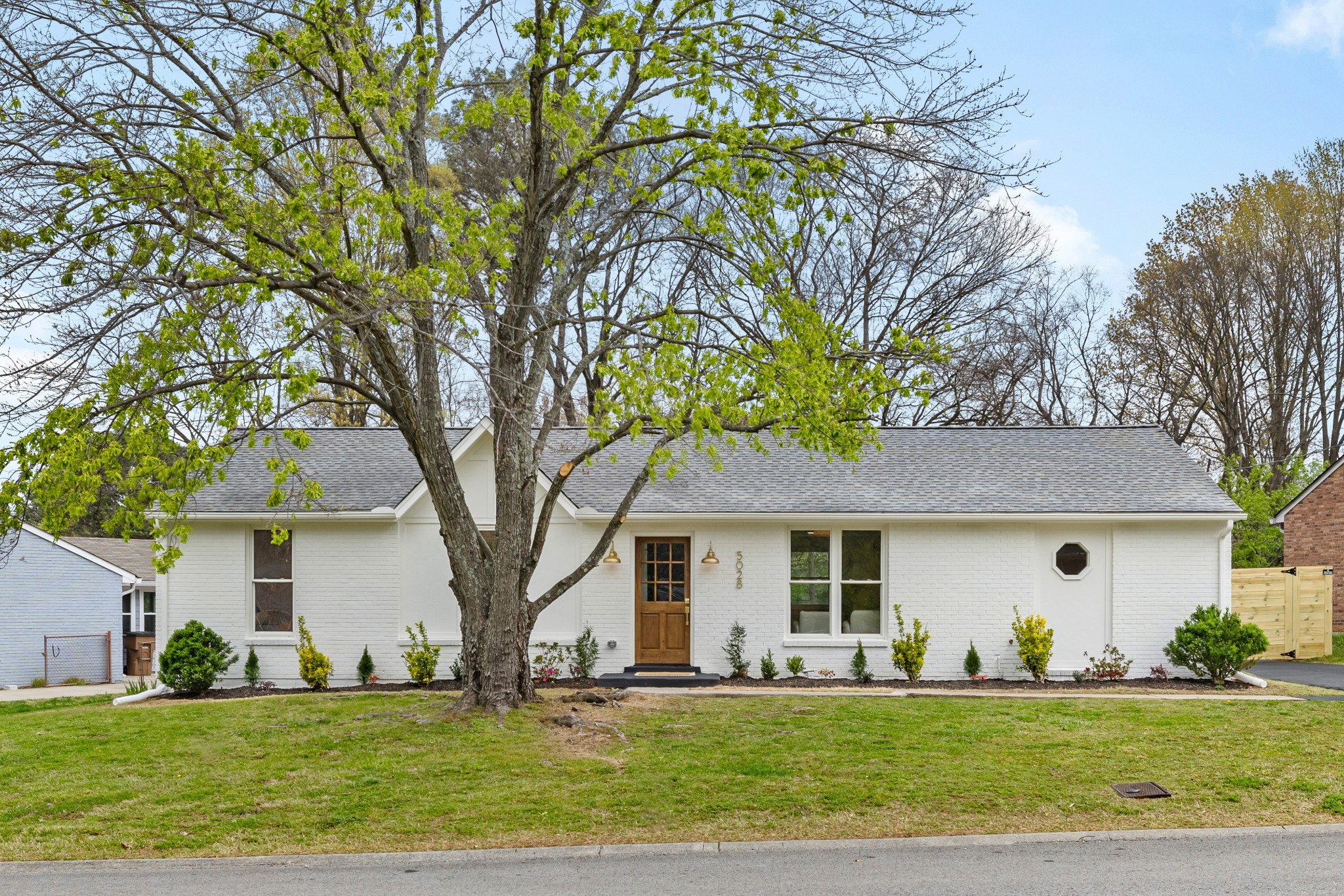 5028 Meta Dr Property Photo