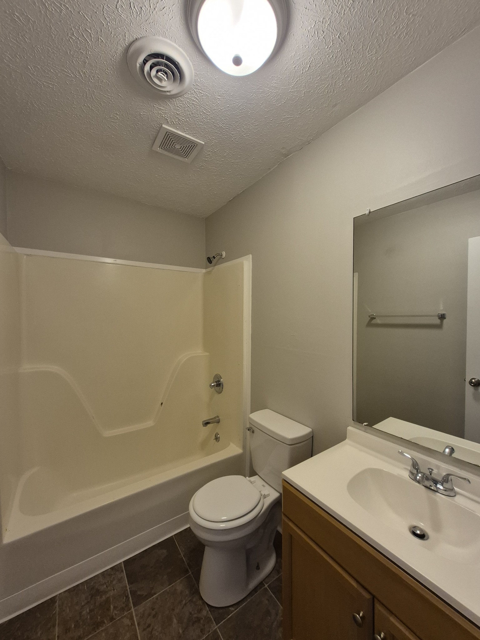 646 Stateline Rd Property Photo 7