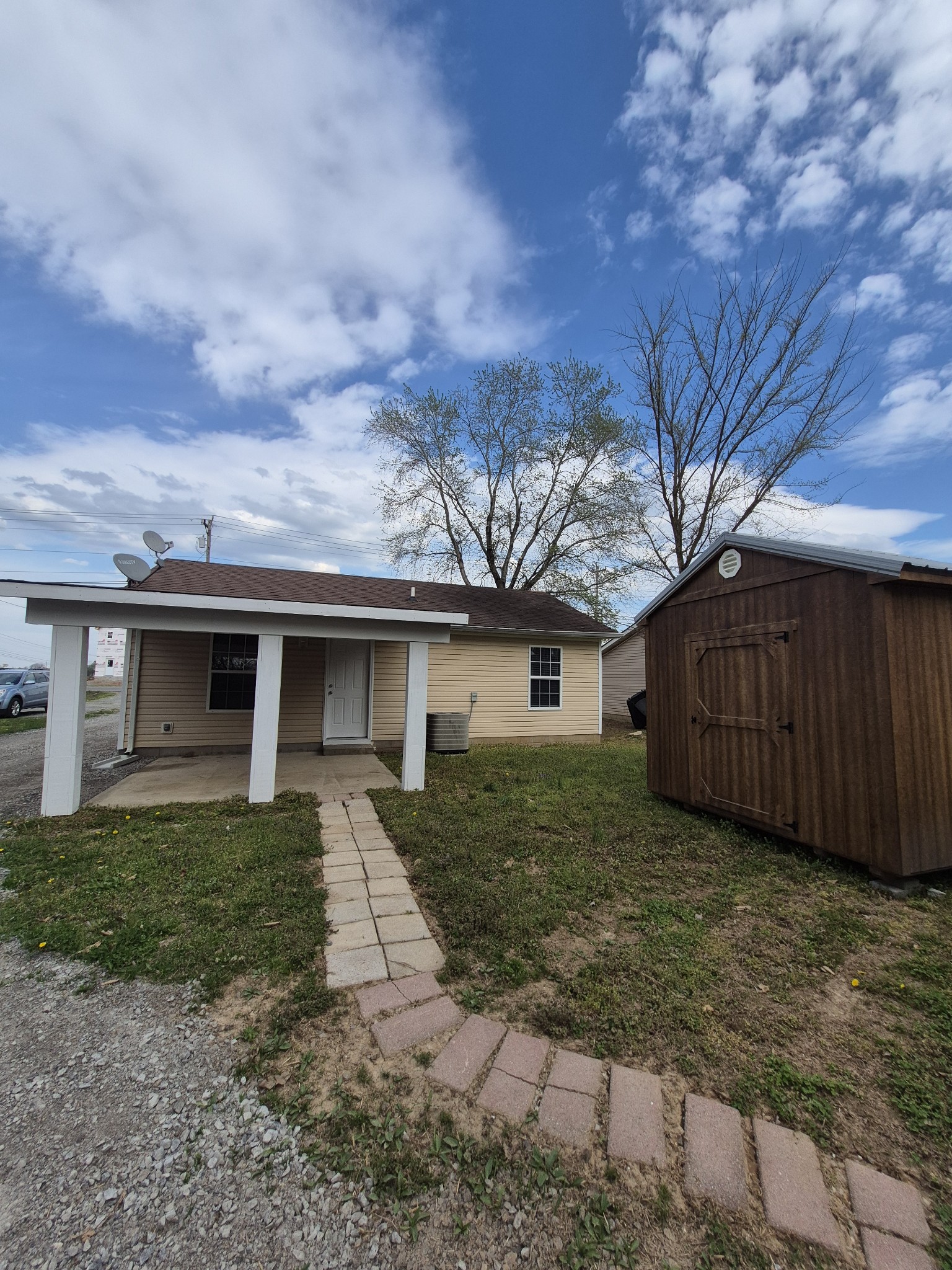 646 Stateline Rd Property Photo 10