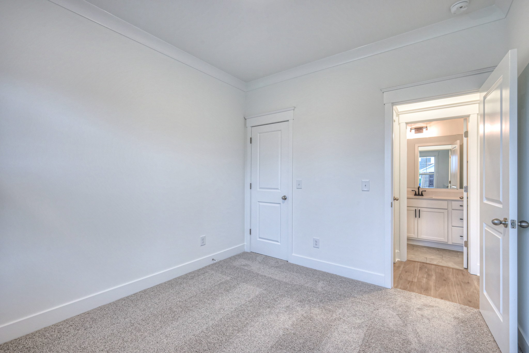 440 Triple Crown Circle Property Photo 5