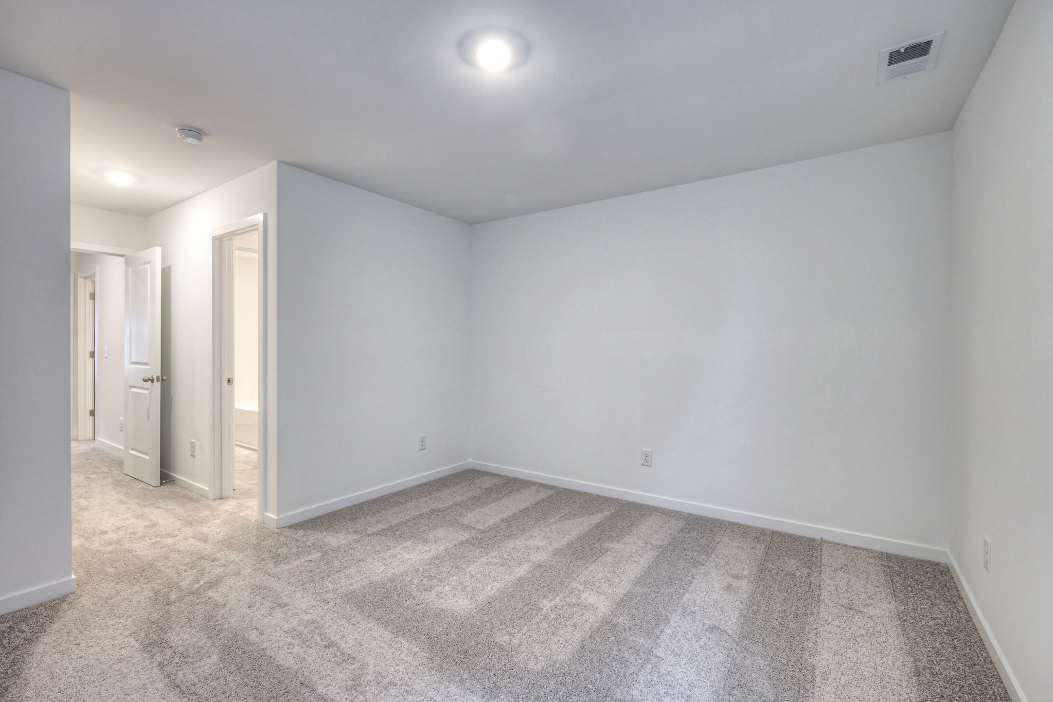 440 Triple Crown Circle Property Photo 18