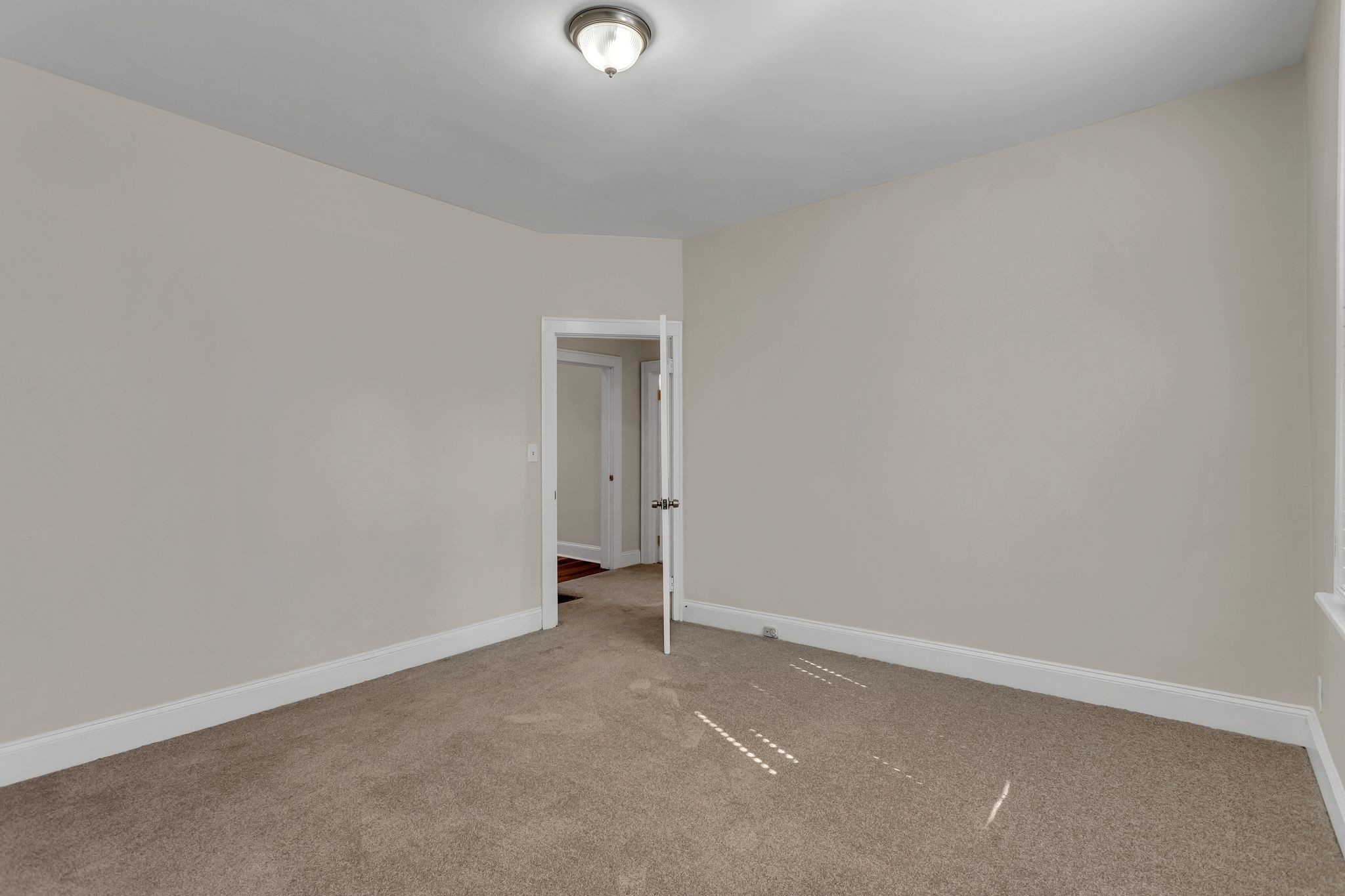 825 Hillview Hts Property Photo 32