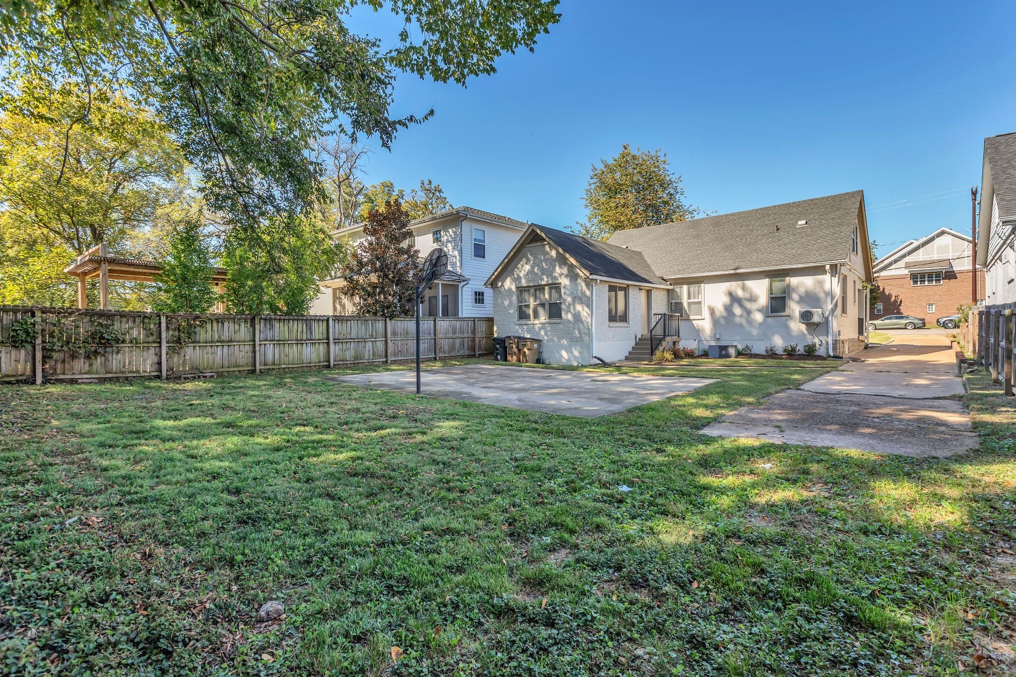 825 Hillview Hts Property Photo 36